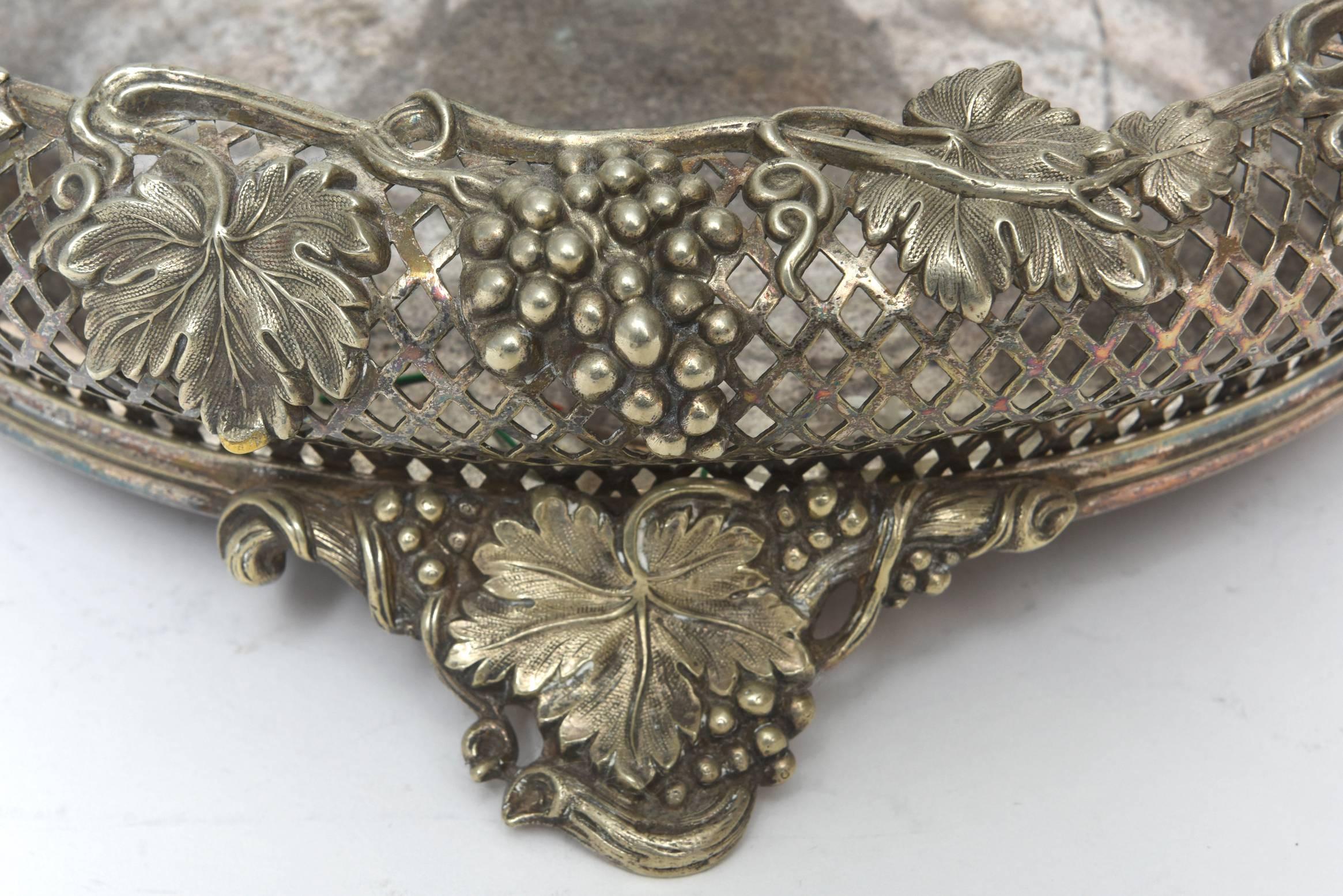 Victorian Silver Plate Grape Decanter Stand Holder Tantalus for Five Bottles For Sale 2