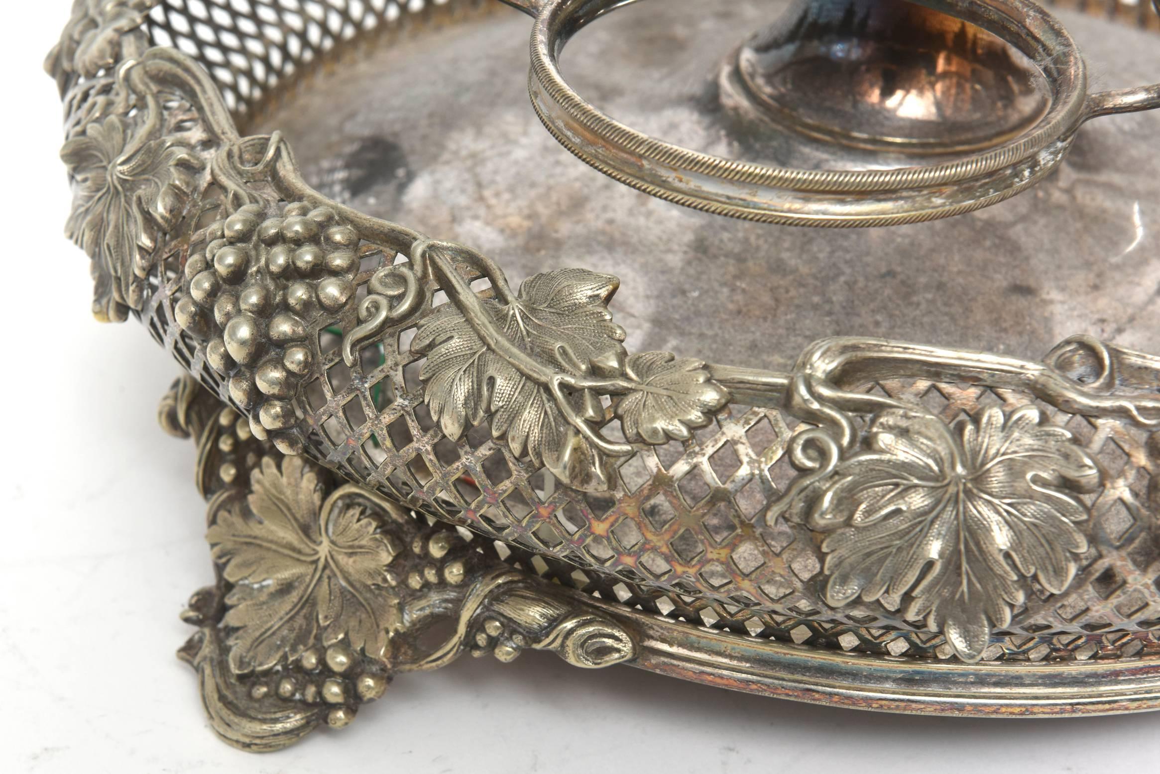 Victorian Silver Plate Grape Decanter Stand Holder Tantalus for Five Bottles For Sale 3