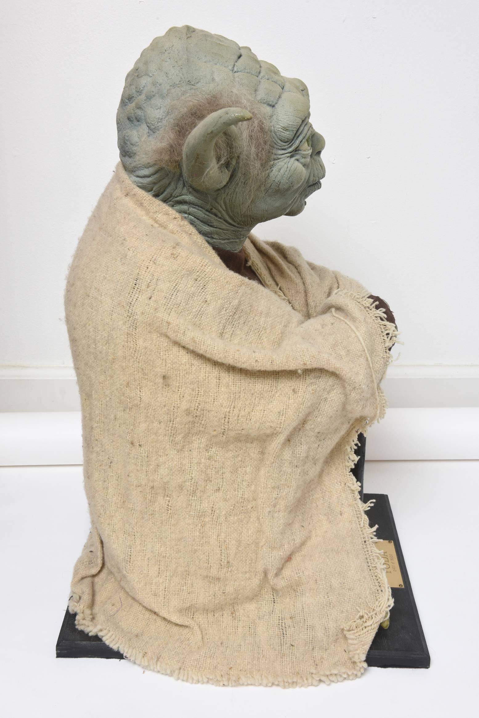 Lifesize Yoda-Figur in limitierter Auflage von Illusive Concepts 2