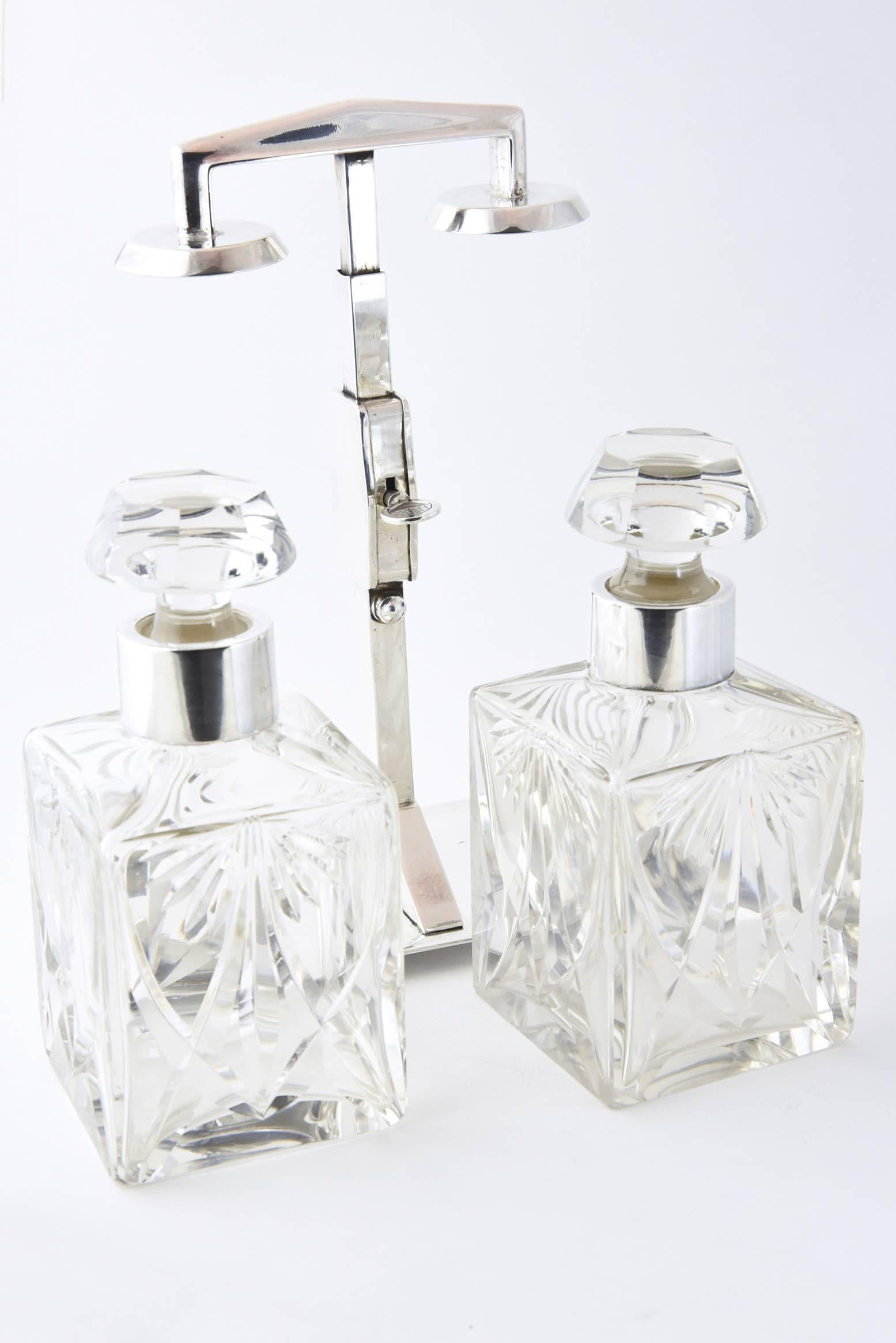 WMF Art Deco Tantalus Decanter Set In Good Condition In Miami Beach, FL