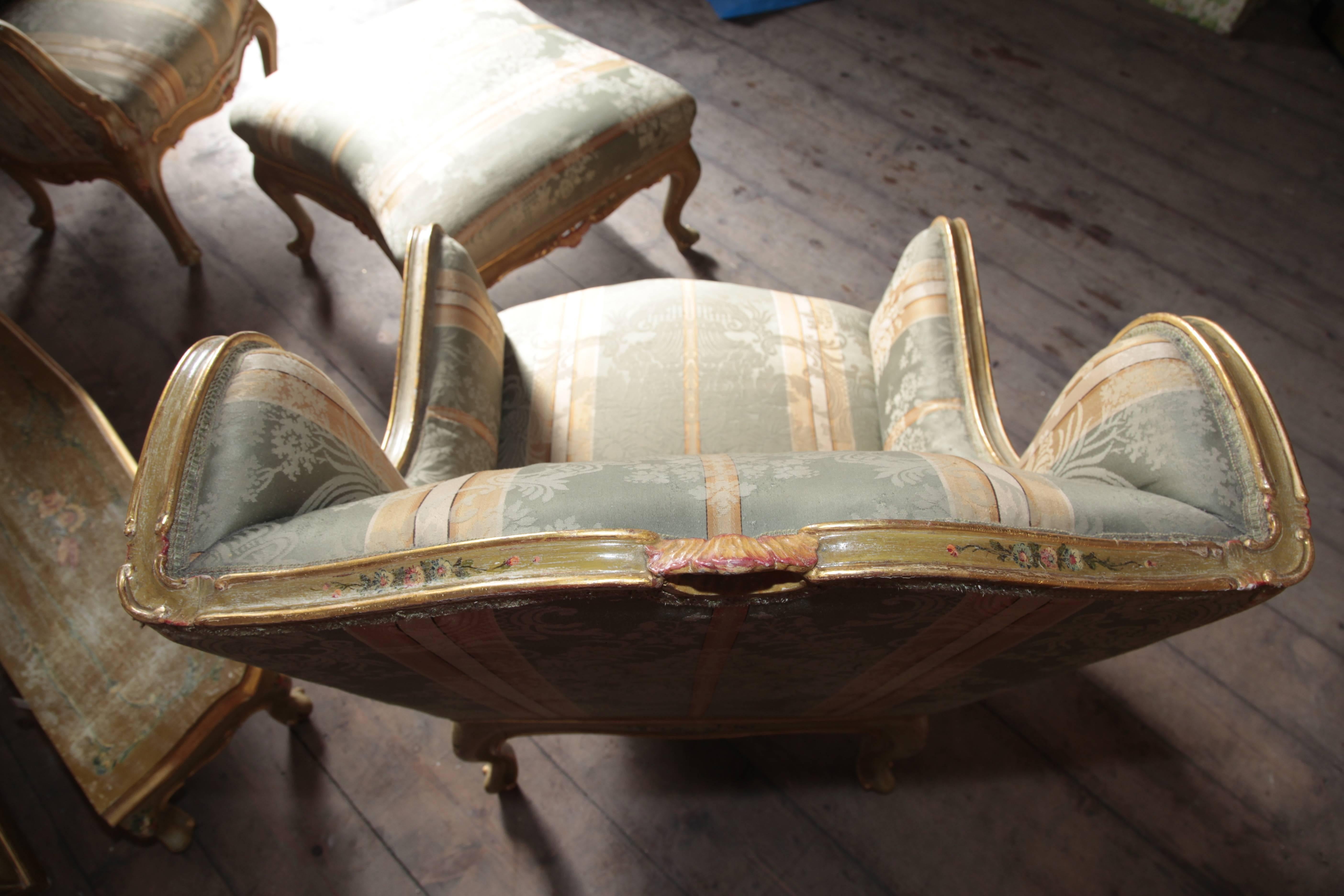 Baroque 1920s Original Venetian Armchair with Foot Rest For Sale