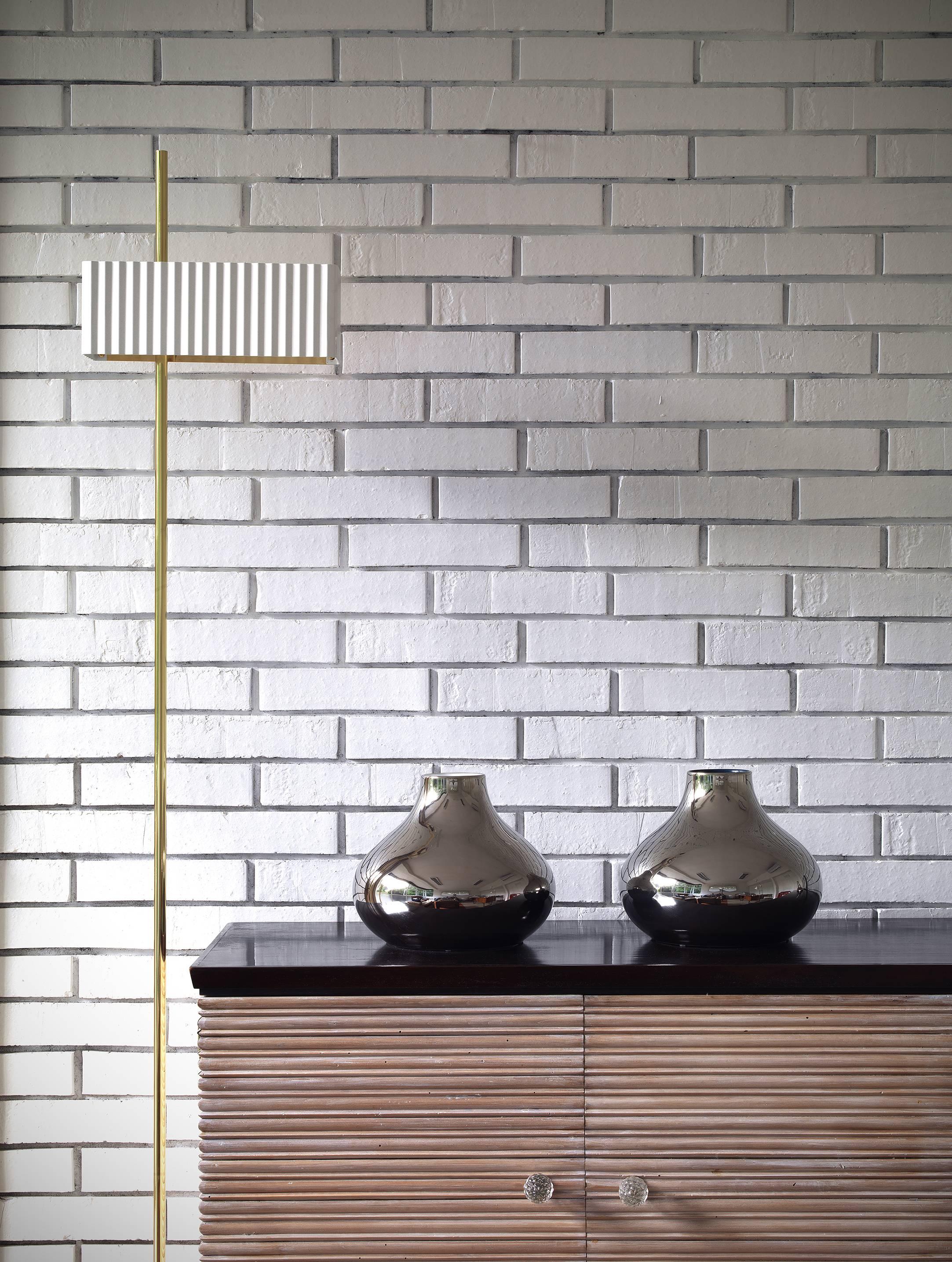 White Wallie Floor Lamp, Tato Italia For Sale 2