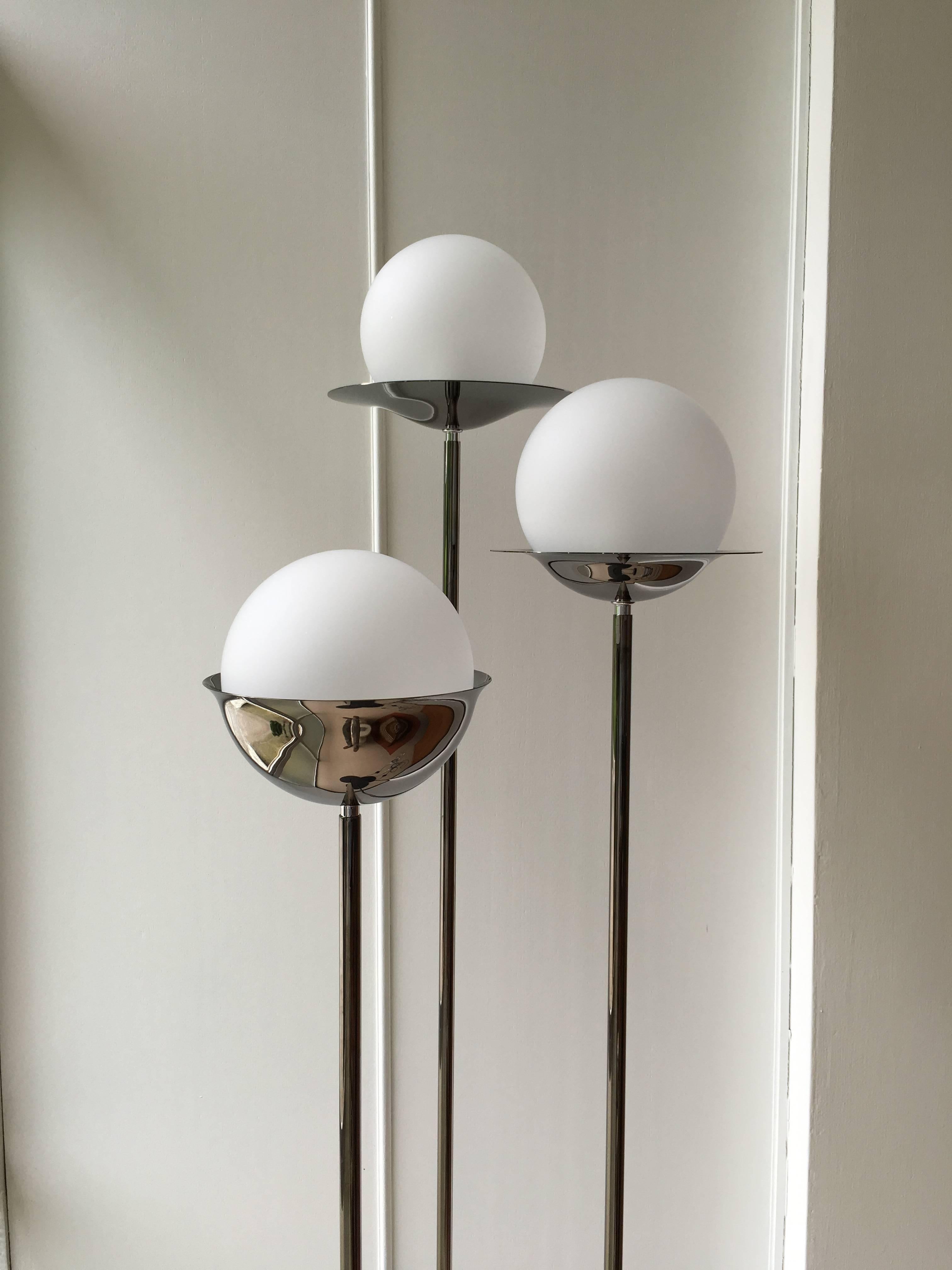 Netta Elegant Floor Lamp by Tato Italia In Excellent Condition For Sale In Munich, Bavaria