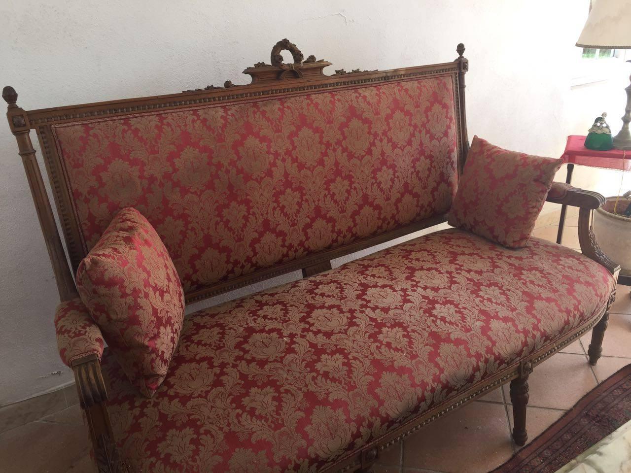 Early 20th Century Italian Settee Couch In Good Condition For Sale In Munich, Bavaria