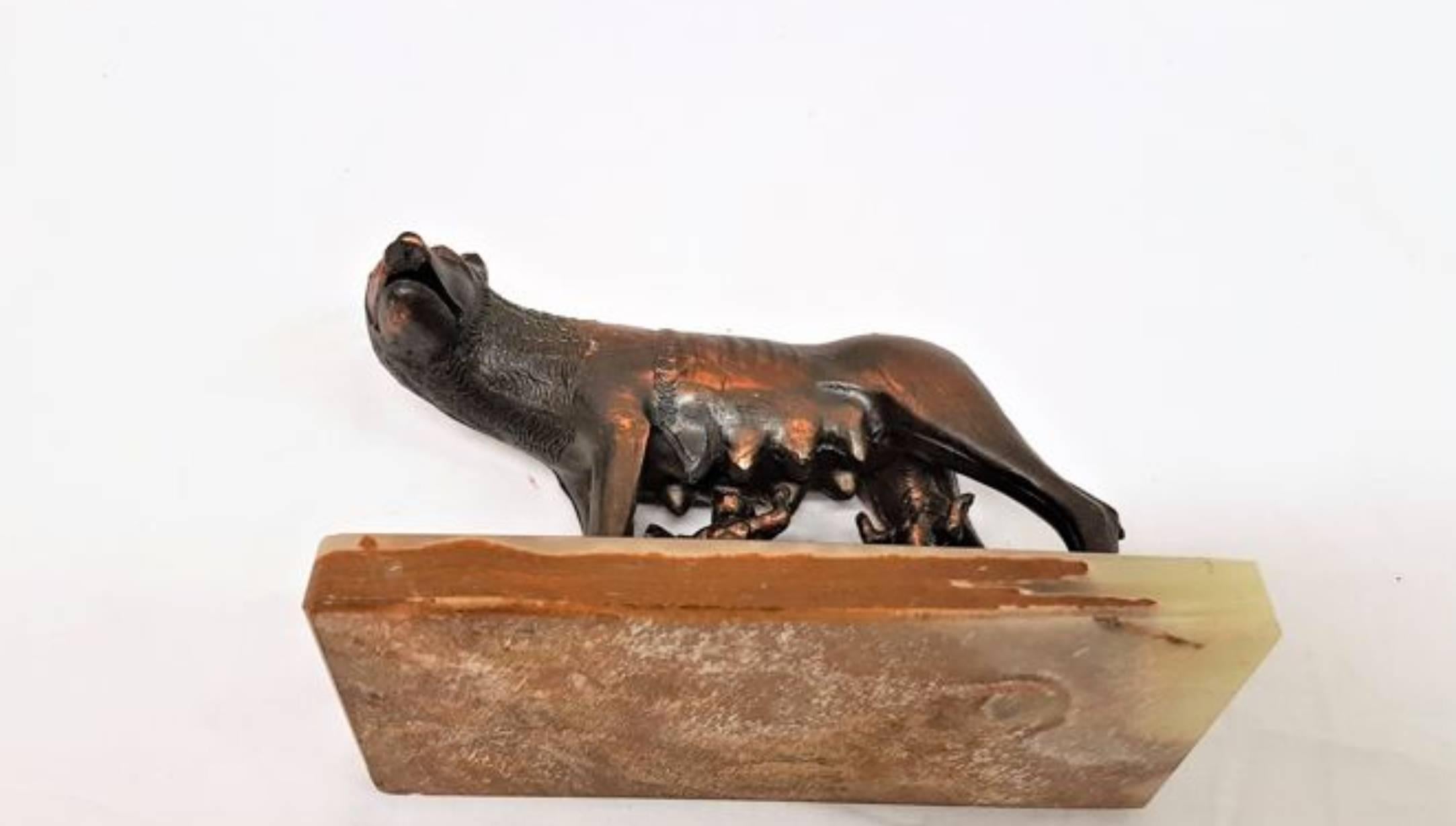 Mid-20th Century Sculpture of She-Wolf Mother with Romulus and Remus on a Marble Base, 1930