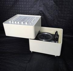 Wega 3300 Hi-Fi System by Verner Panton with L550 Speakers by Dieter Rams