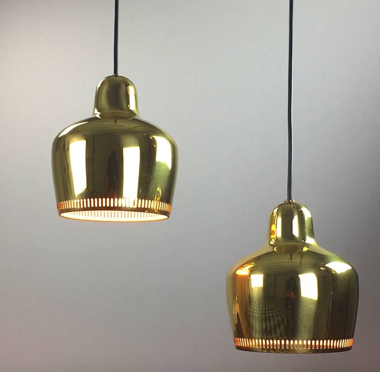 Golden Bell Pendant by Alvar Aalto for Artek In Excellent Condition In Haderslev, DK