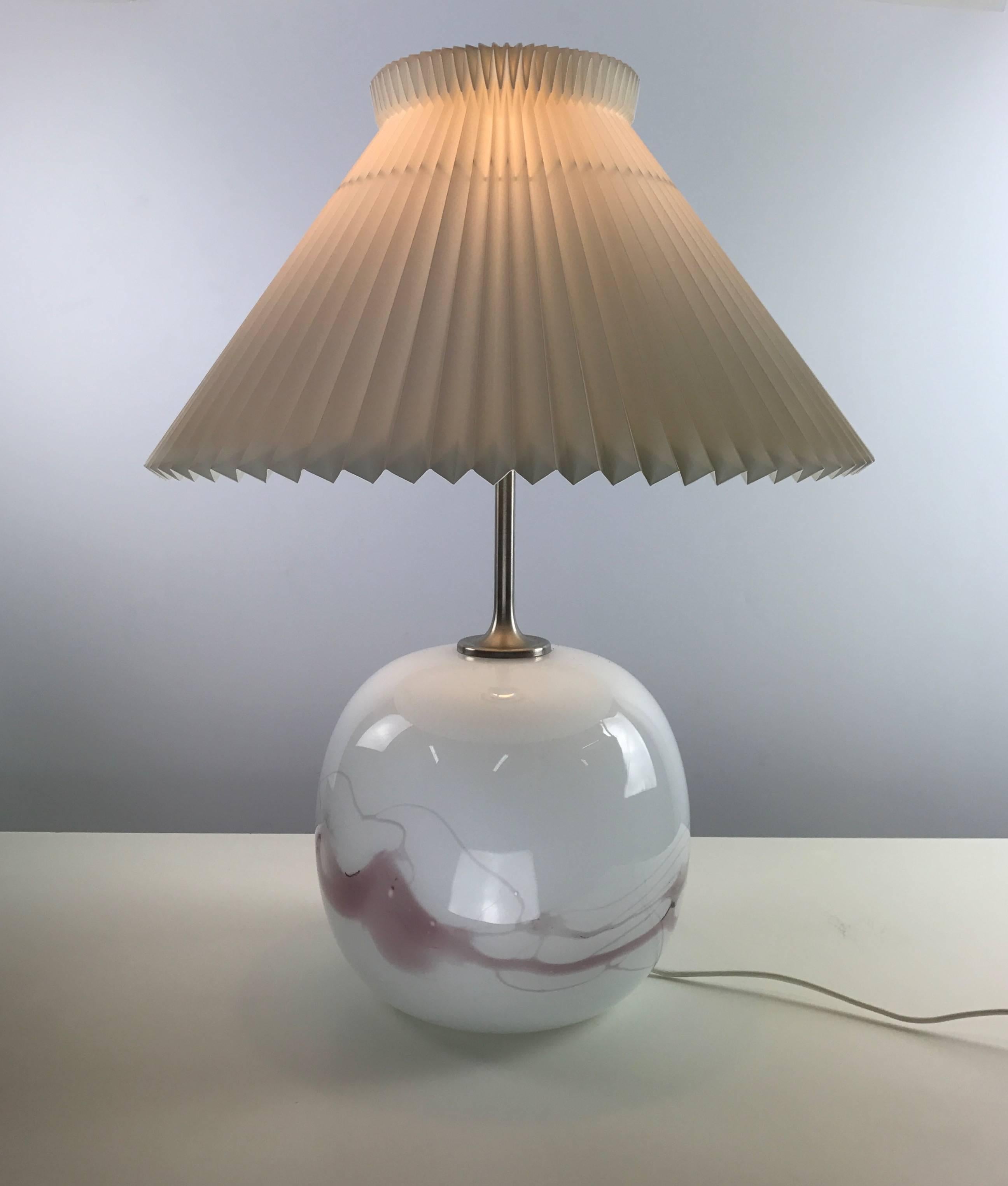 Glass Table Lamp by Michael Bang for Holmegaard In Excellent Condition For Sale In Haderslev, DK