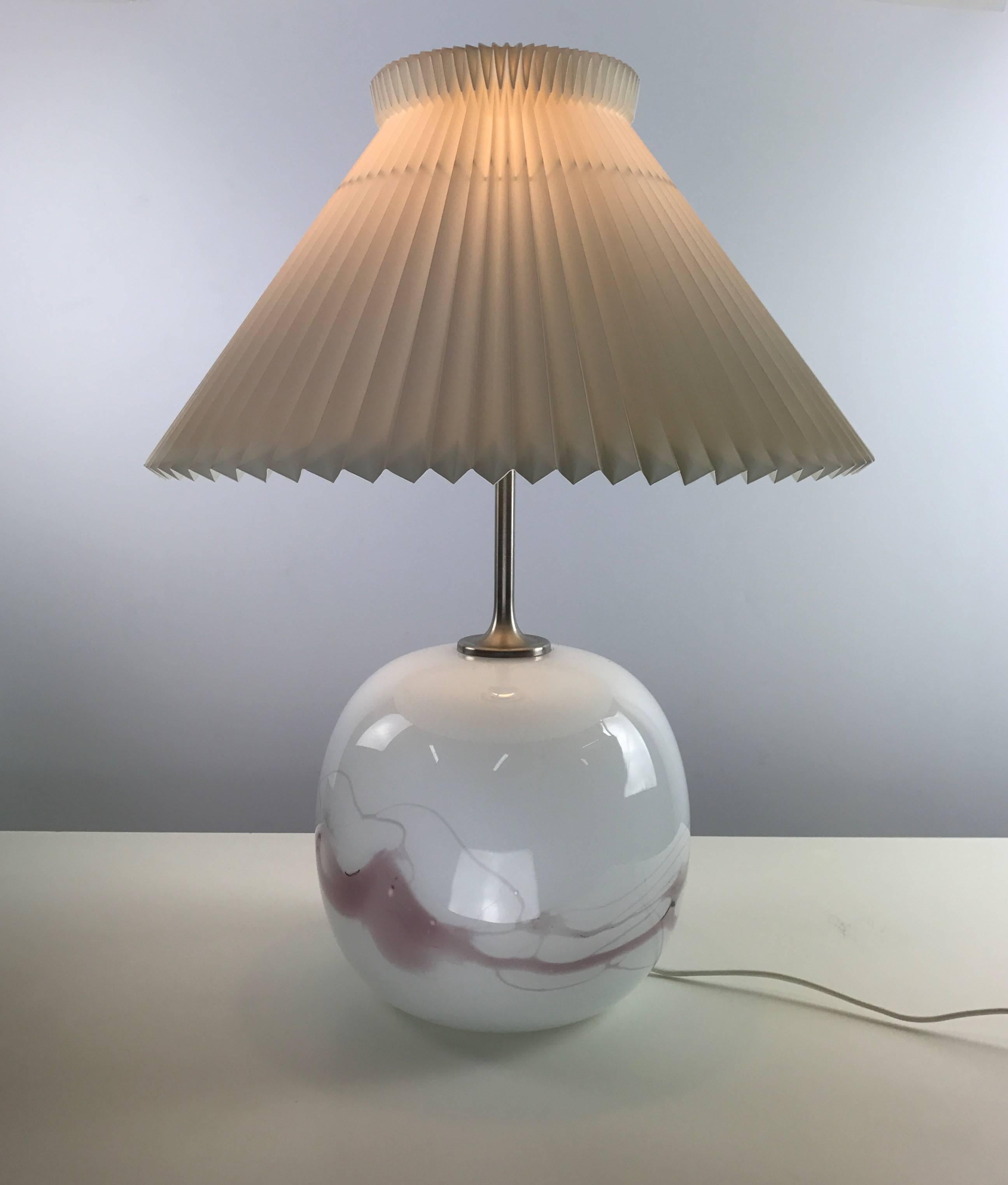 Lampe de bureau en verre de Michael Bang pour Holmegaard en vente 1