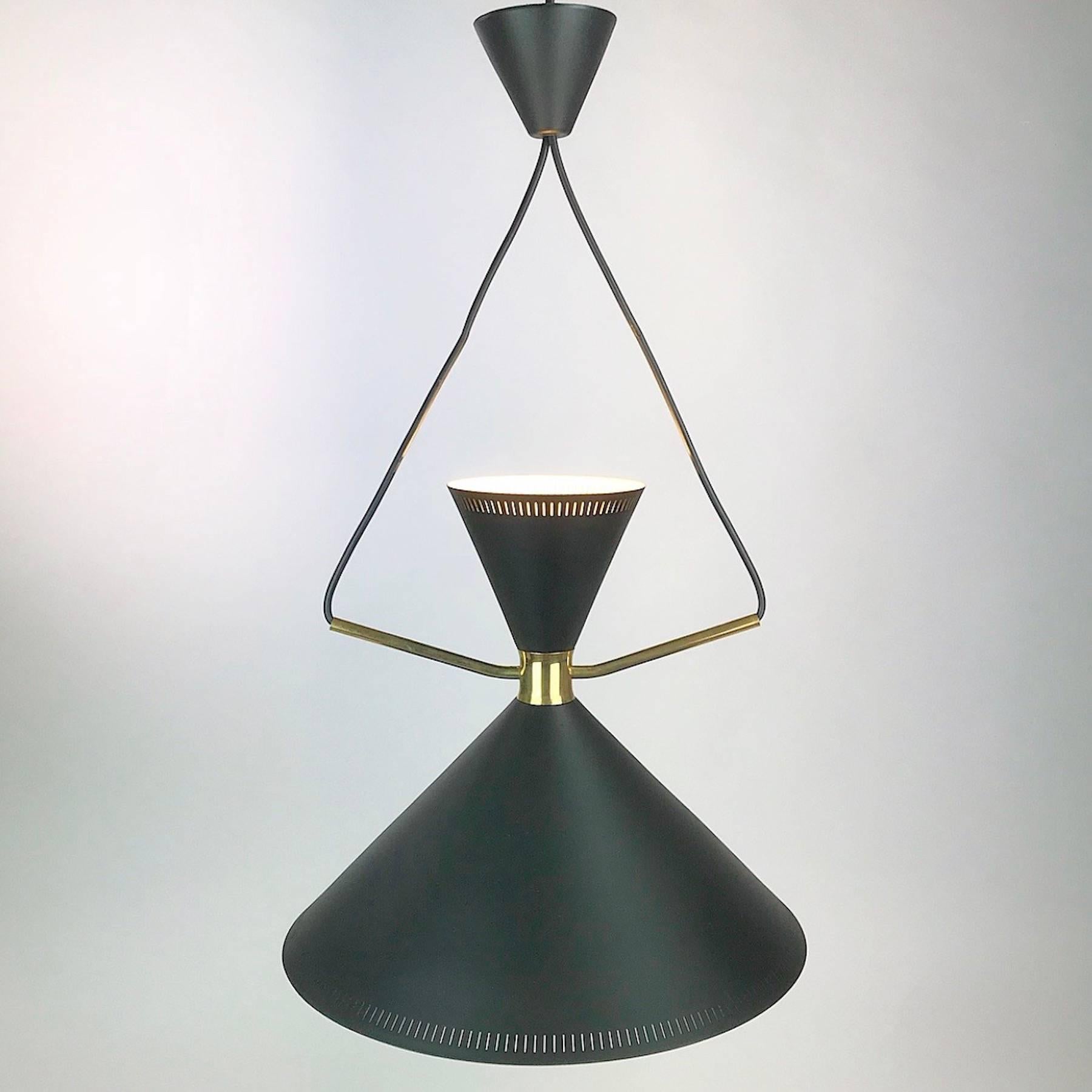 Extremely Rare Stilnovo Inspired 1950s Pendant by Danish Lyfa Mid-Century Modern In Excellent Condition In Haderslev, DK