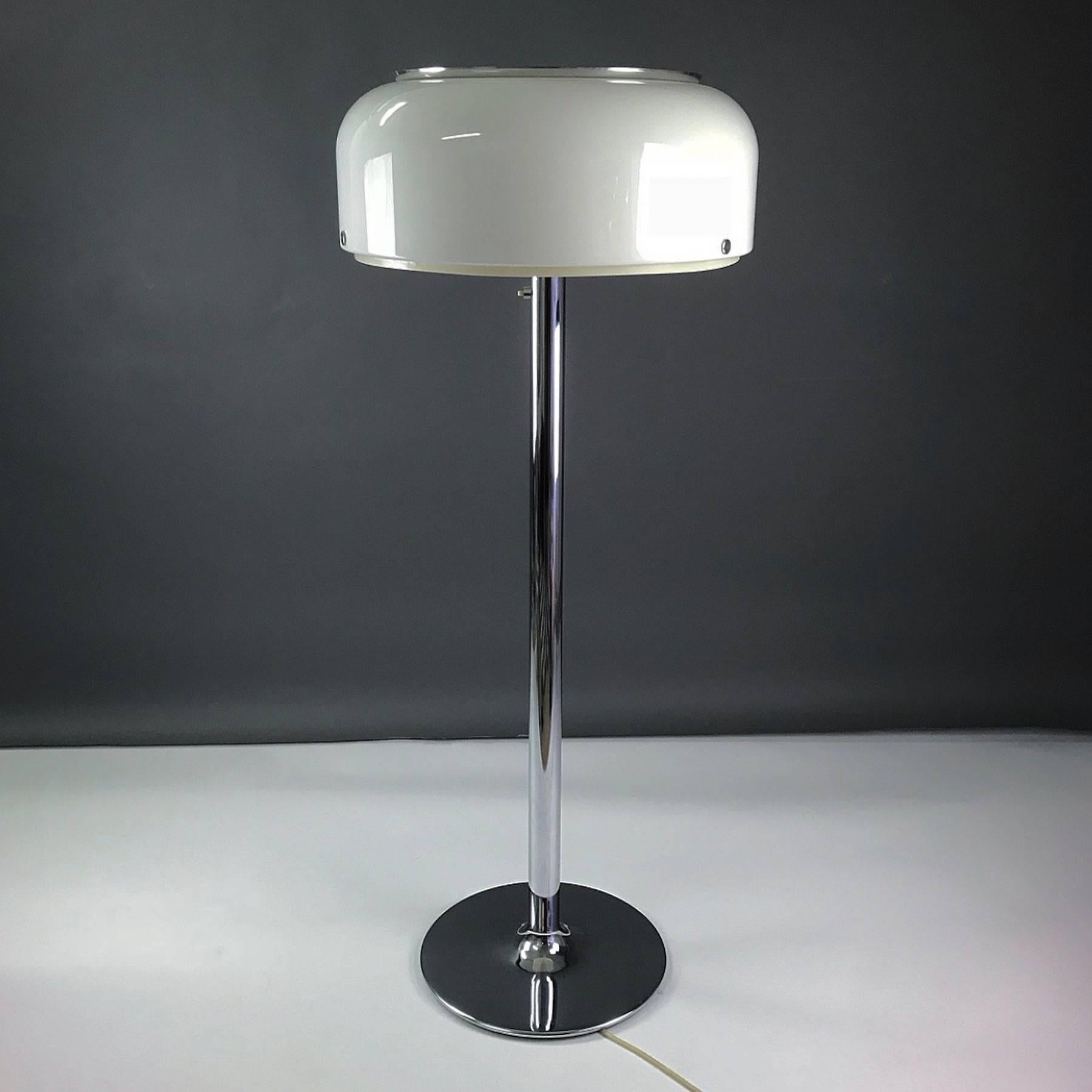 Late 20th Century Classic Swedish Floor Lamp by Anders Pehrson for Ateljé Lyktan