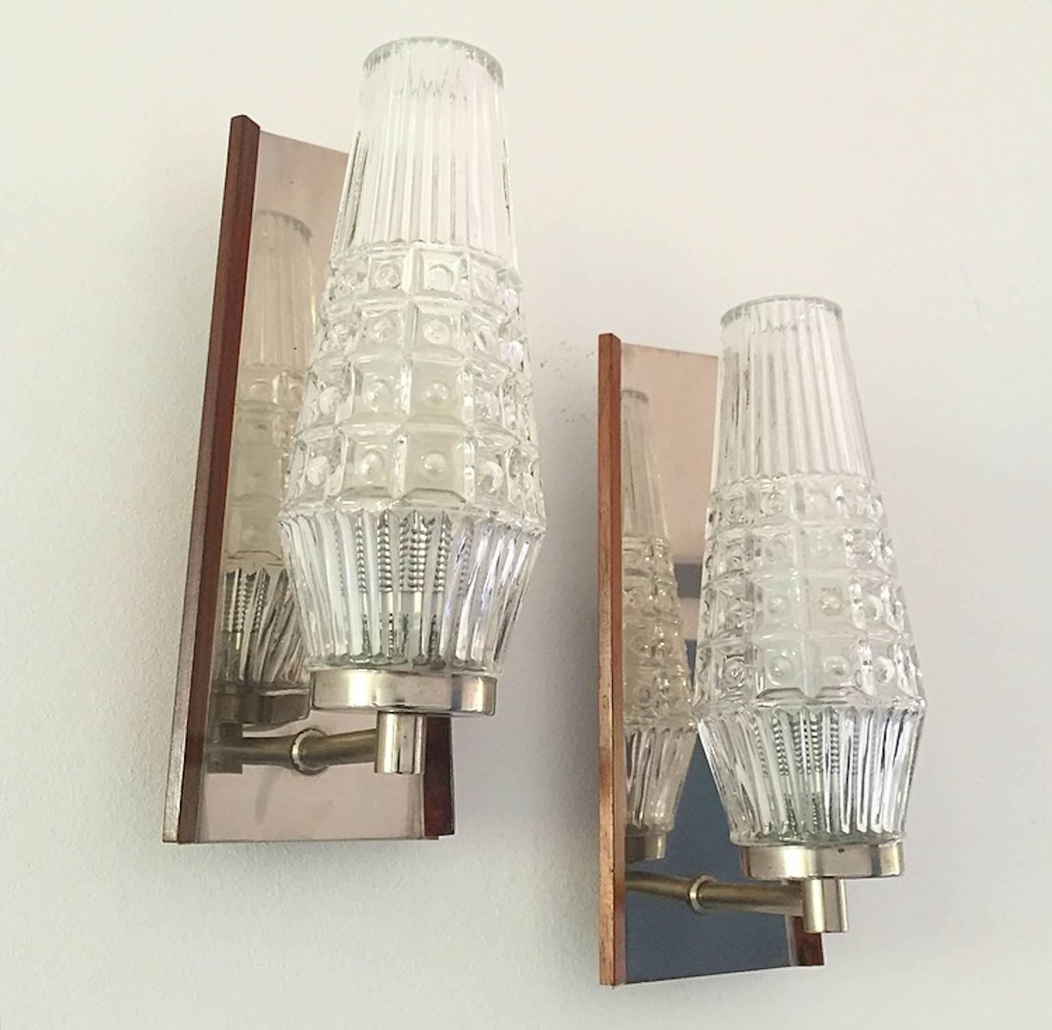 Danish Mid-Century Glass Sconces with Rosewood Details In Excellent Condition For Sale In Haderslev, DK