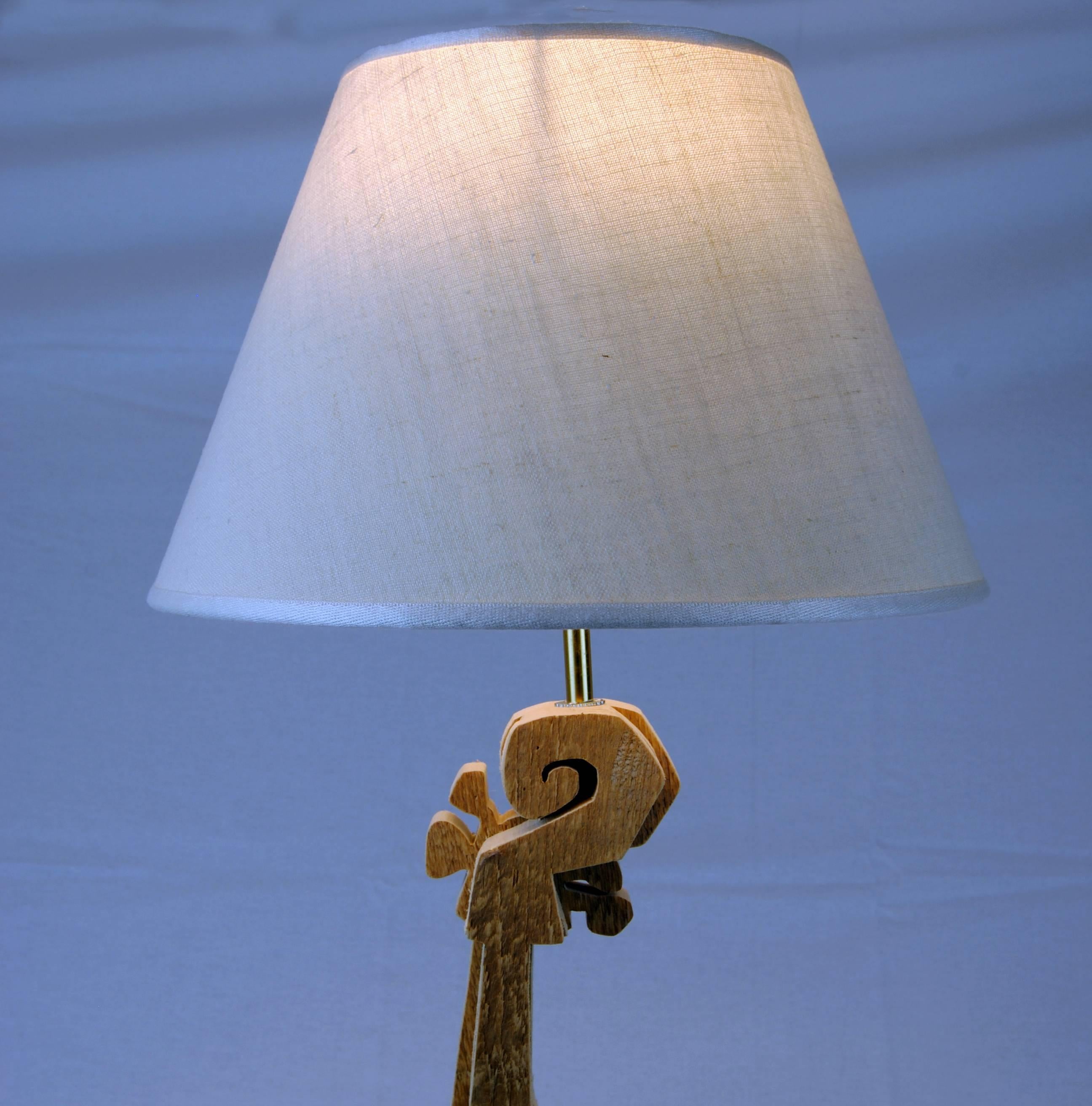 how to do a wood lamp violin
