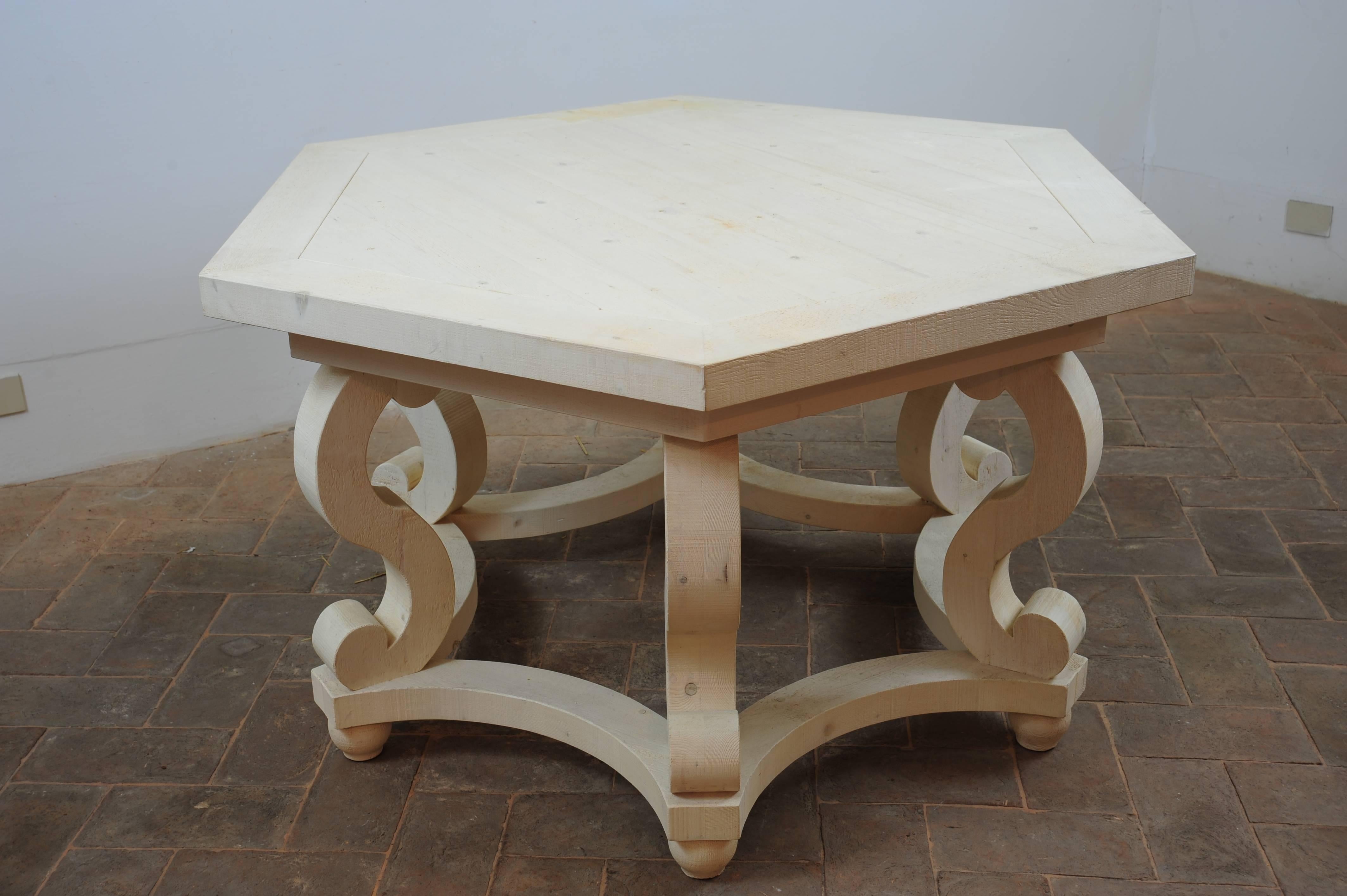 Hexagonal White Fir Wood Table by Michelangeli, Italy In Excellent Condition For Sale In Orvieto, IT