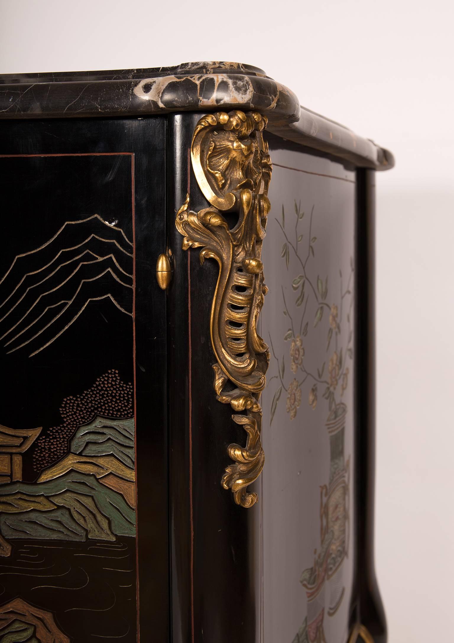 Polished Lacquered Chinoiserie Cabinet in the Louis XV Style, Marked Rosel, circa 1900 For Sale