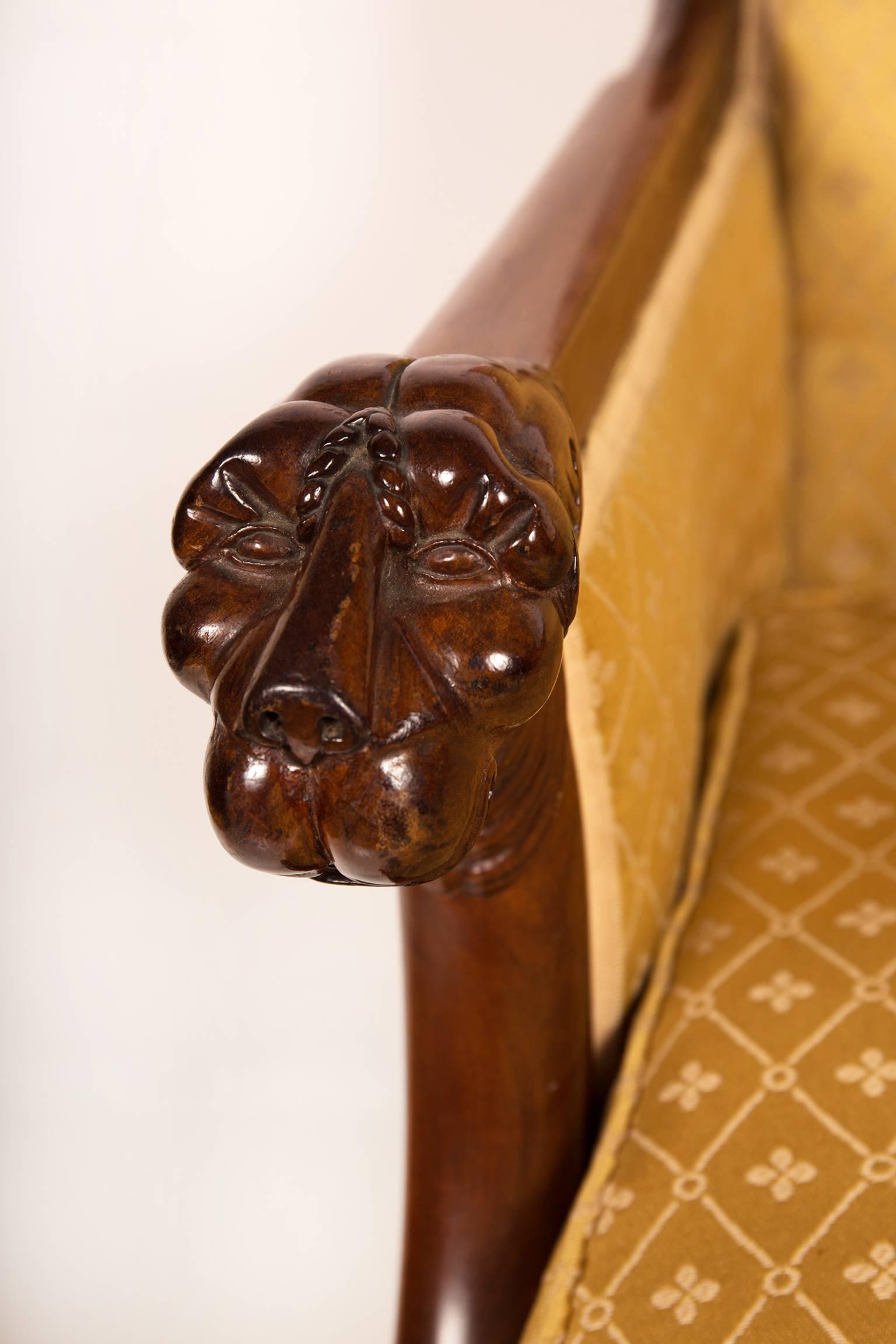 French Mahogany Bergere, Époque Consulat, Early Empire Period, circa 1799-1804 For Sale 3