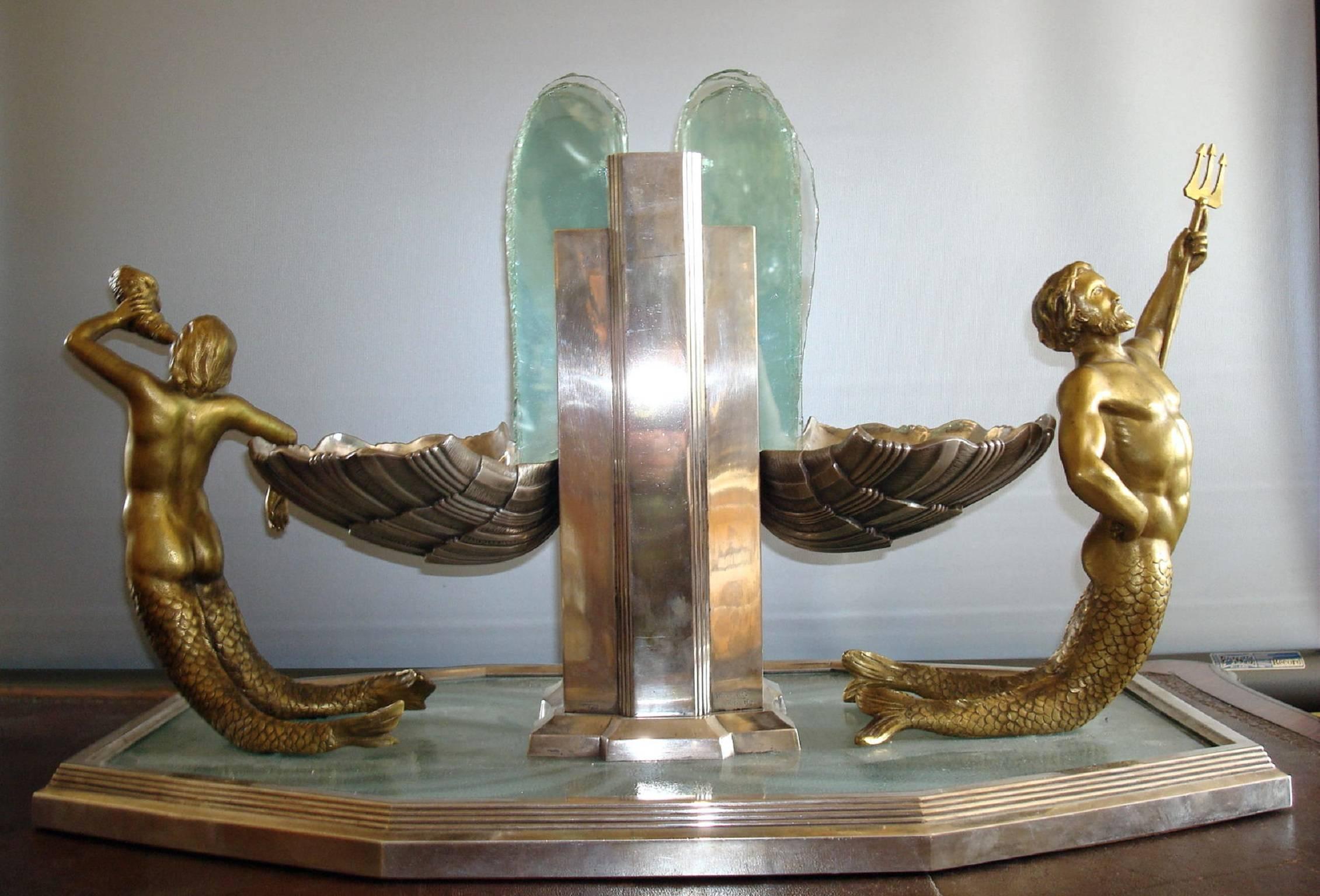 Art Deco Centrepiece with Light Representing a Water Fountain Signed R. Durquet For Sale 2