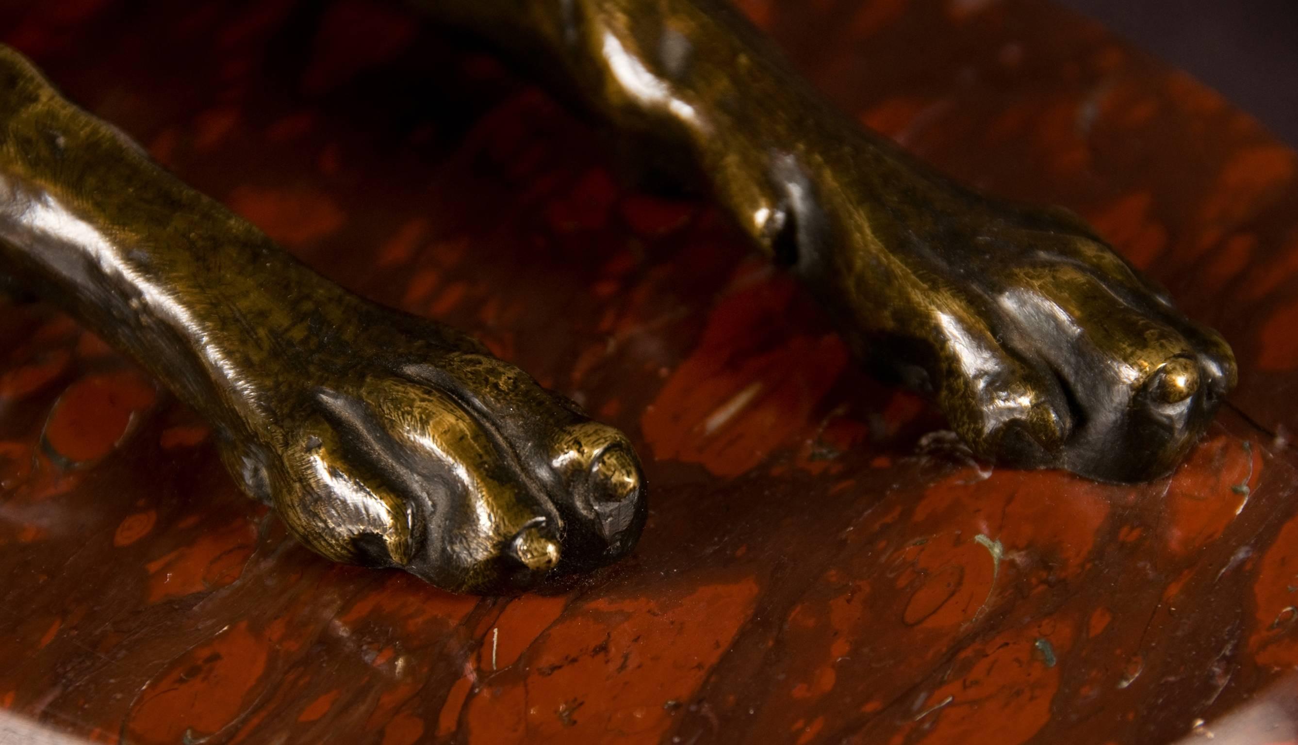 Patinated Bronze Greyhound on a Marble Base Signed Fratin, France, 19th Century In Good Condition For Sale In Dilsen-Stokkem, BE