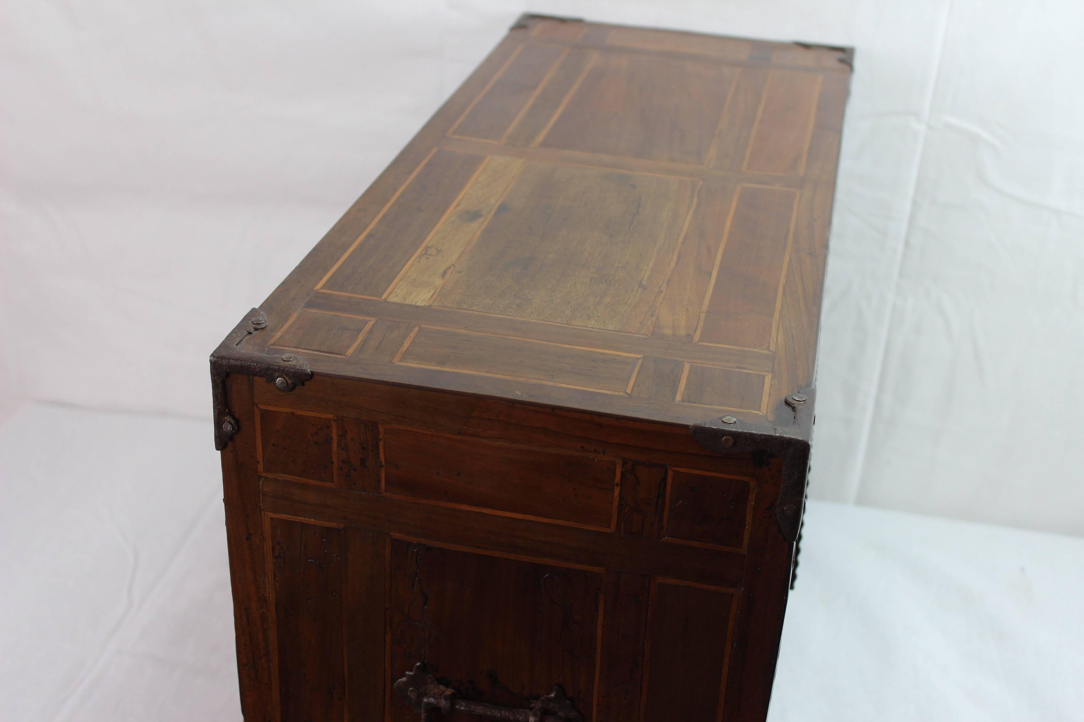 17th Century Portuguese Cabinet In Excellent Condition For Sale In Maastricht, NL