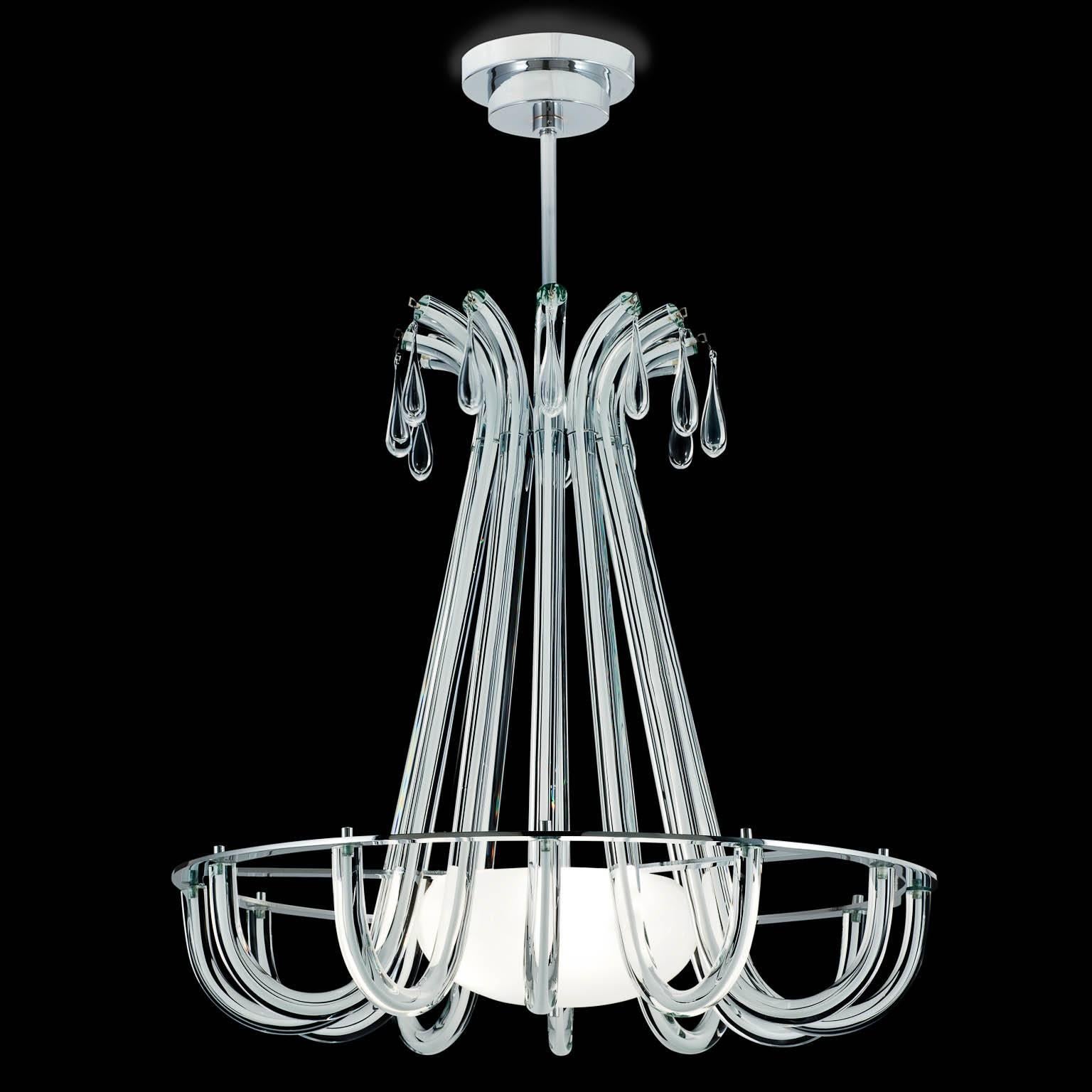This item includes all taxes for delivery to the USA or the EU.
Leopoldo re-imagines a Classic chandelier form in a contemporary Silhouette. Clear cristallo rods with an inner lattimo white core rest upon a slender mirror polished frame. 
Size Ø