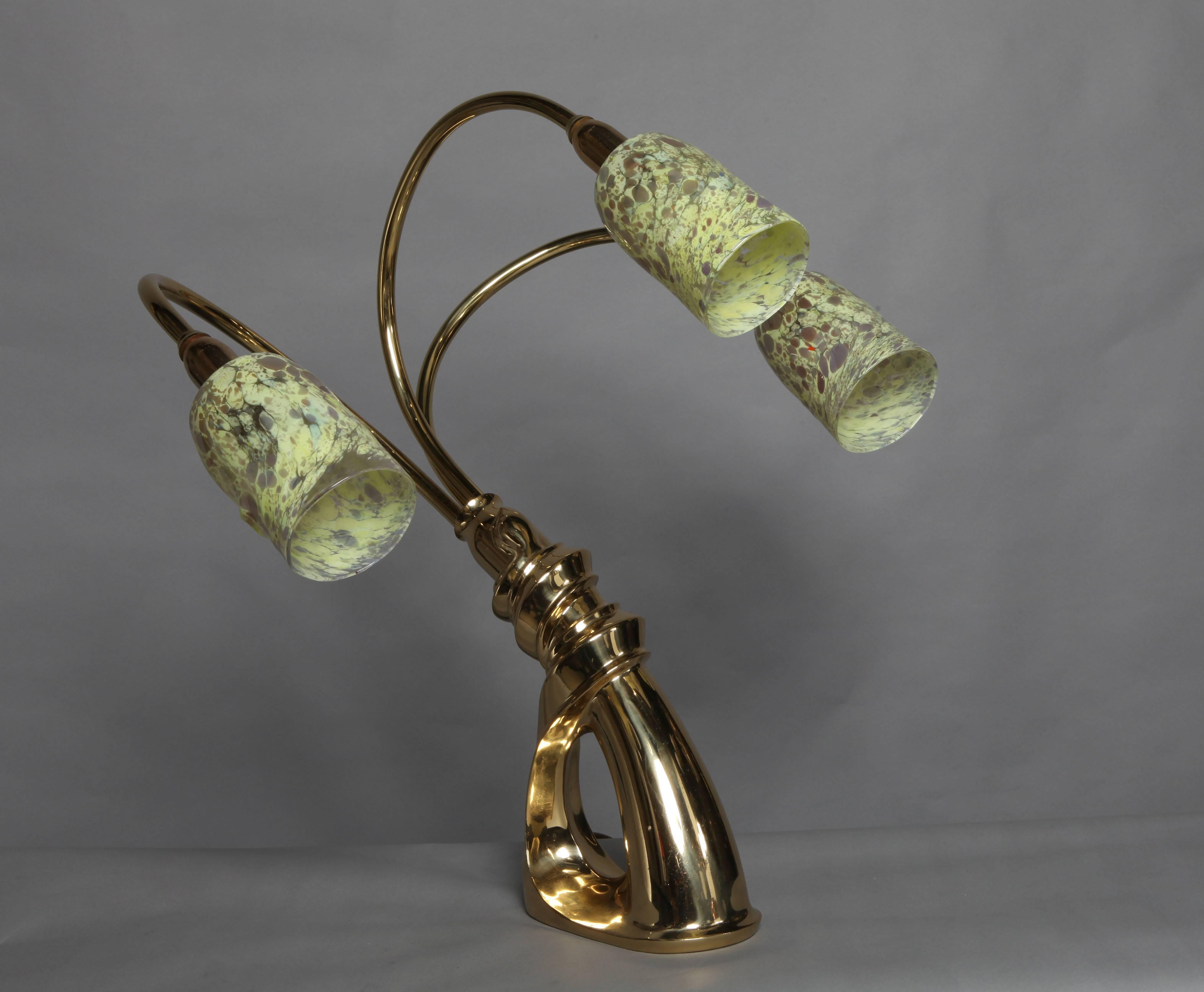 Mid-Century Modern Italian Sculptural Bronze Table Lamp with Venetian Glass Shades, circa 1960