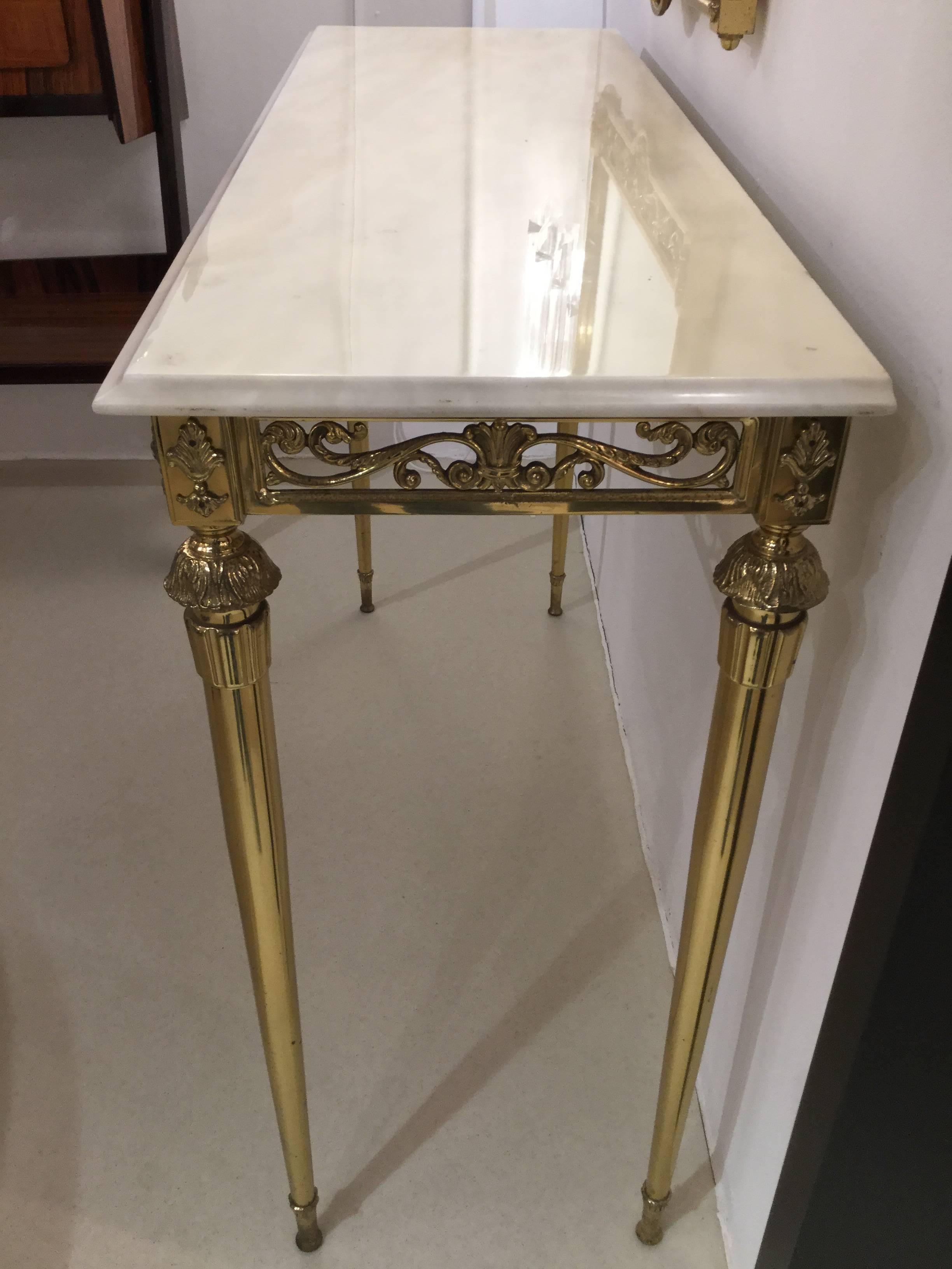Italian Console in Brass with Carrara Marble Top, Italy 1960s For Sale 1