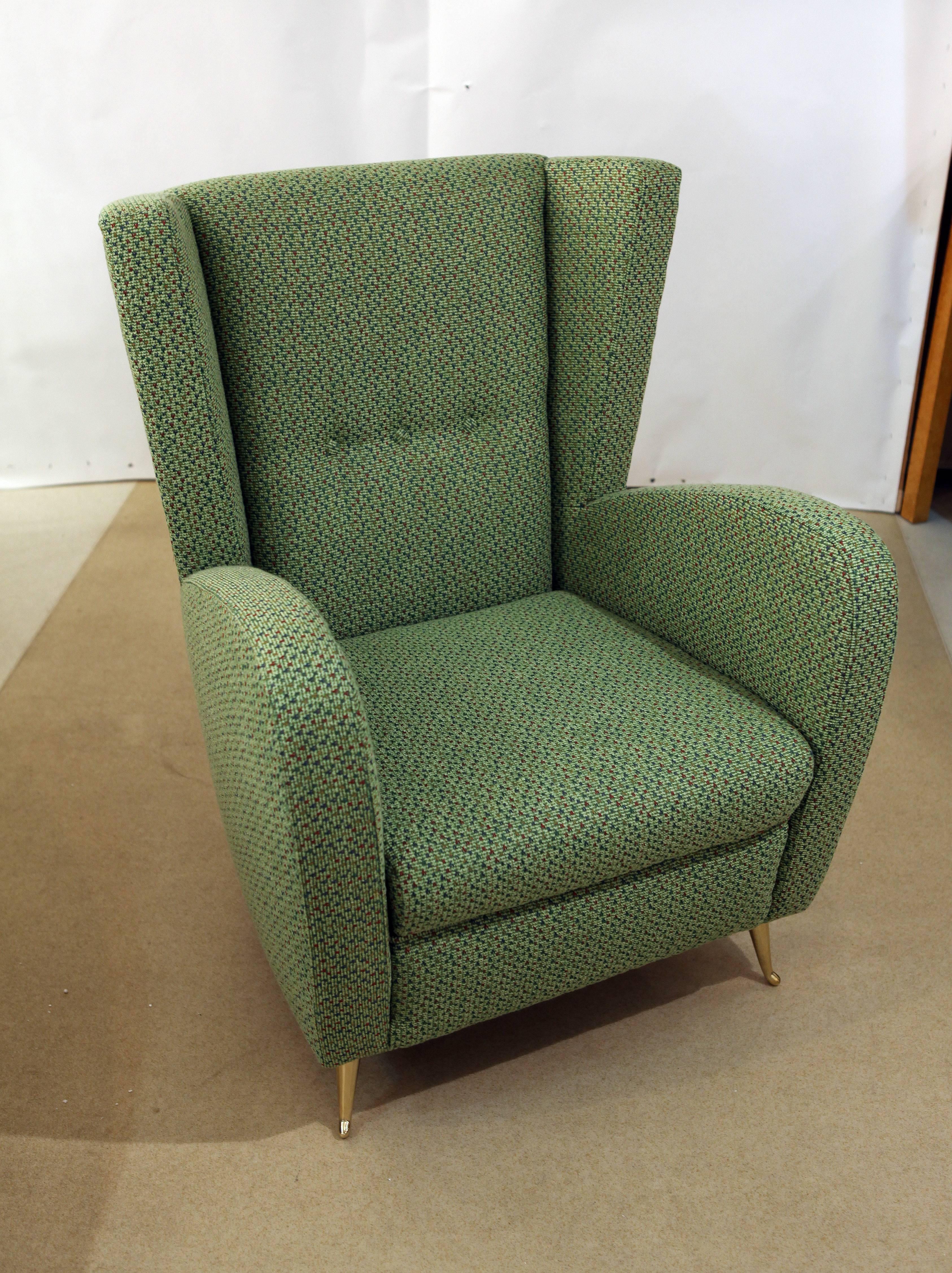 A beautiful pair of 1950s Italian armchairs reupholstered in green tweed brass legs in the style of Gio Ponti 
In excellent condition.