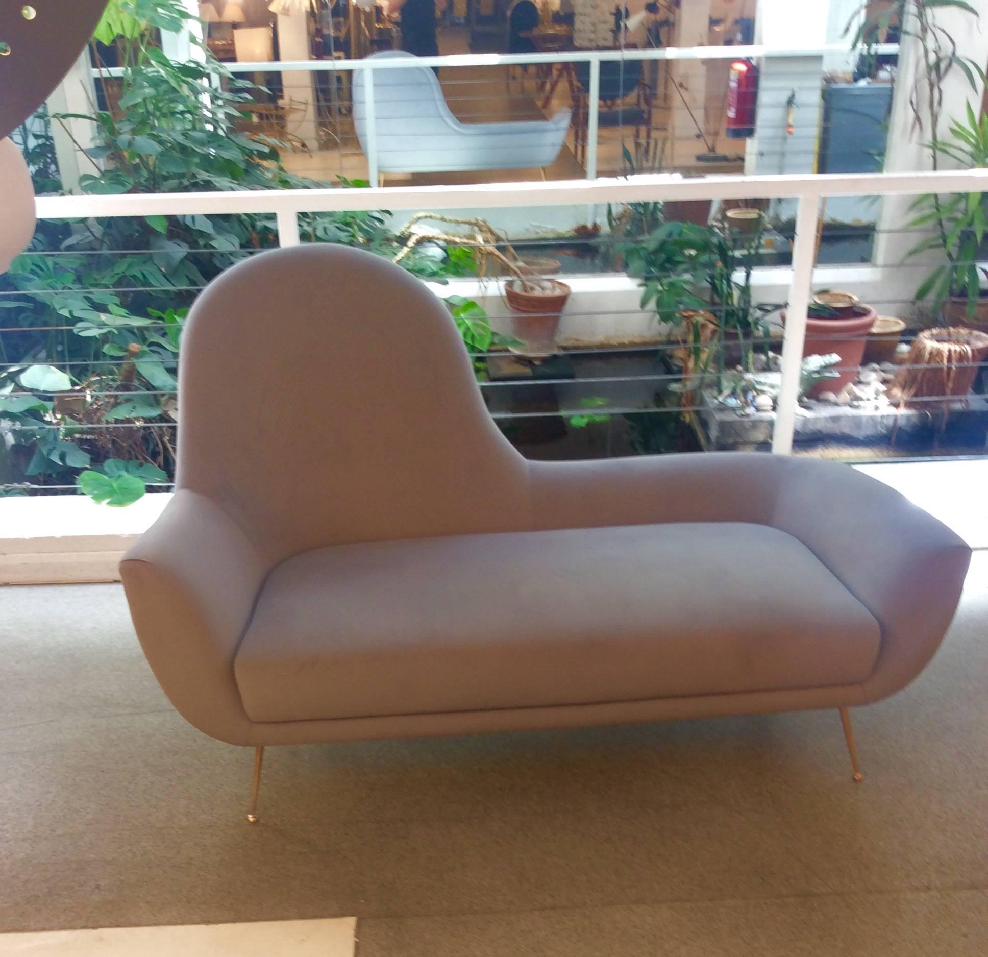 Pair of Italian Sofa's or Chaise Longues in the Style of Gio Ponti In Excellent Condition In London, GB