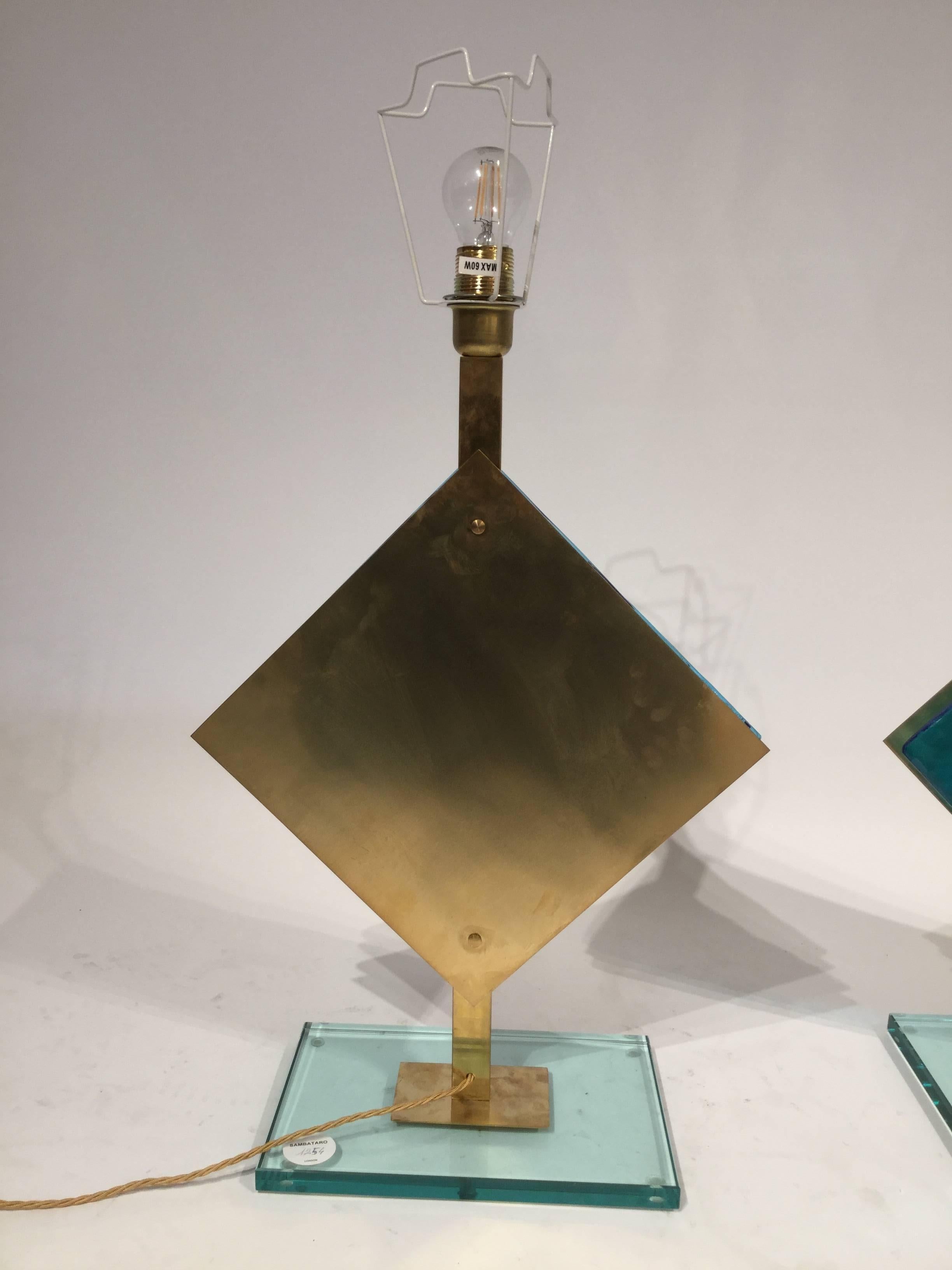 Paire de lampes de table décoratives en verre de Murano et laiton par Salviati en vente 1