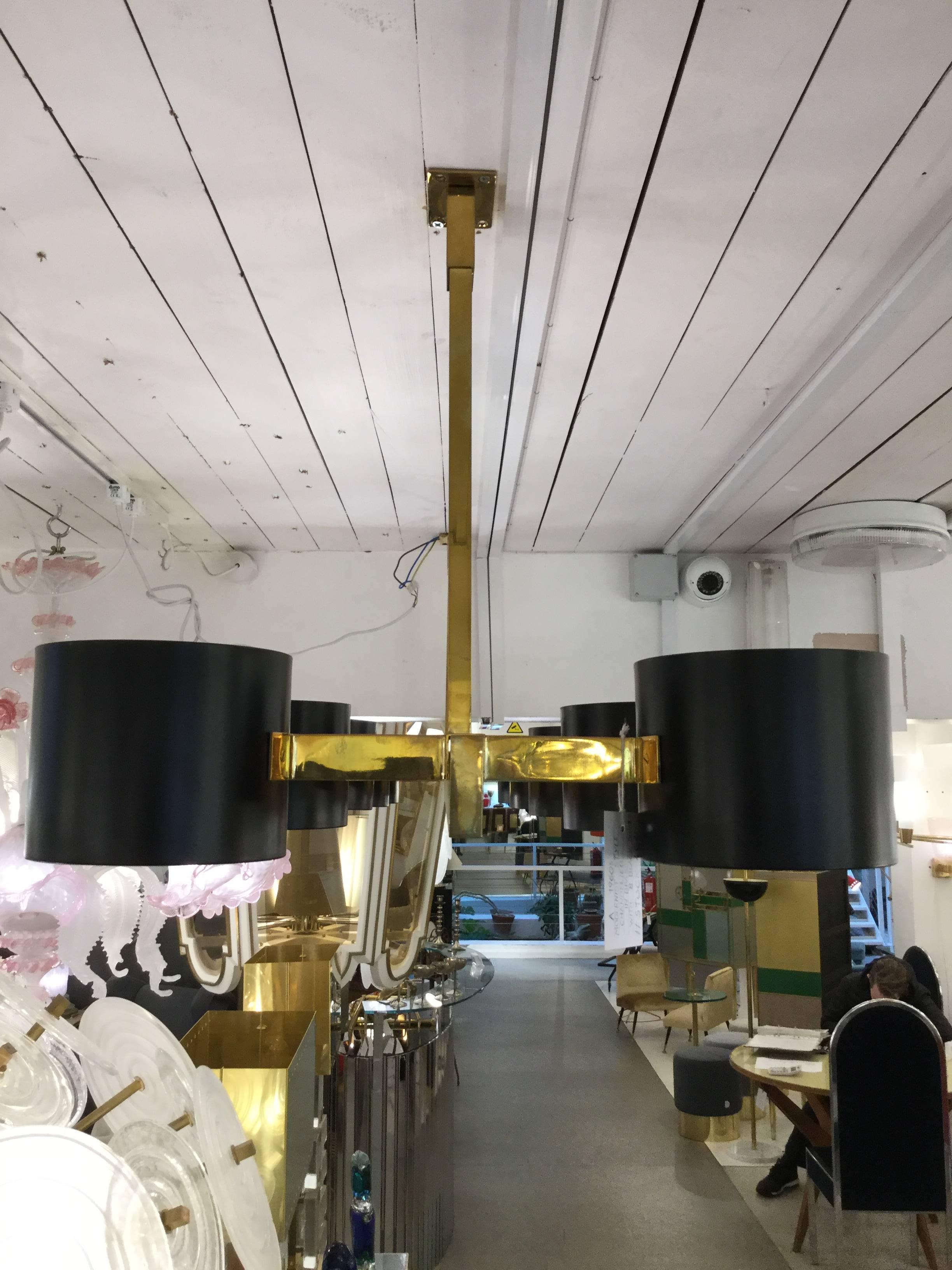Italian Oversized Modernist Design Light Fixture with Ten Shades in Brass In Good Condition In London, GB