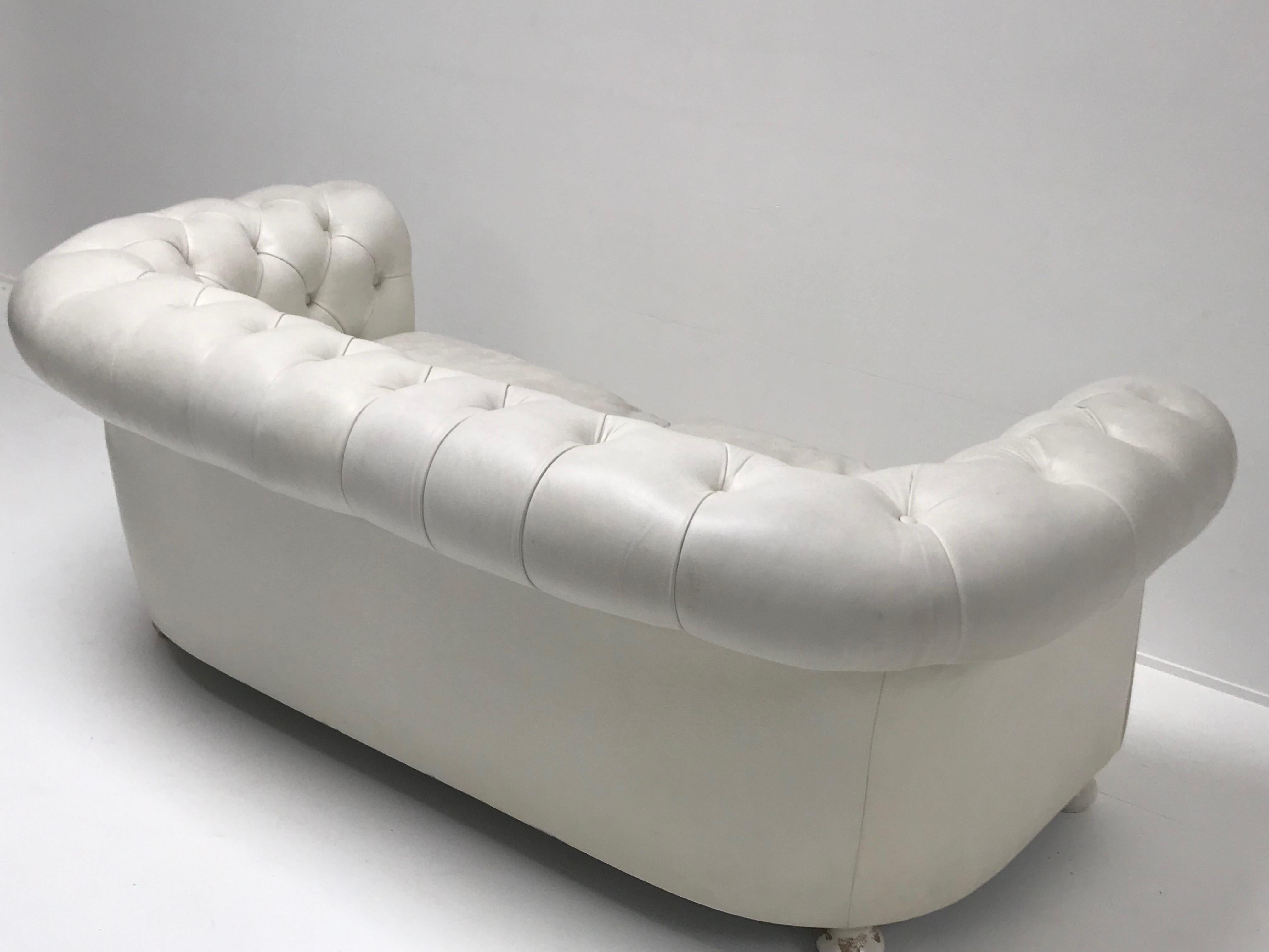 White Chesterfield, Very Nice Patina For Sale 1