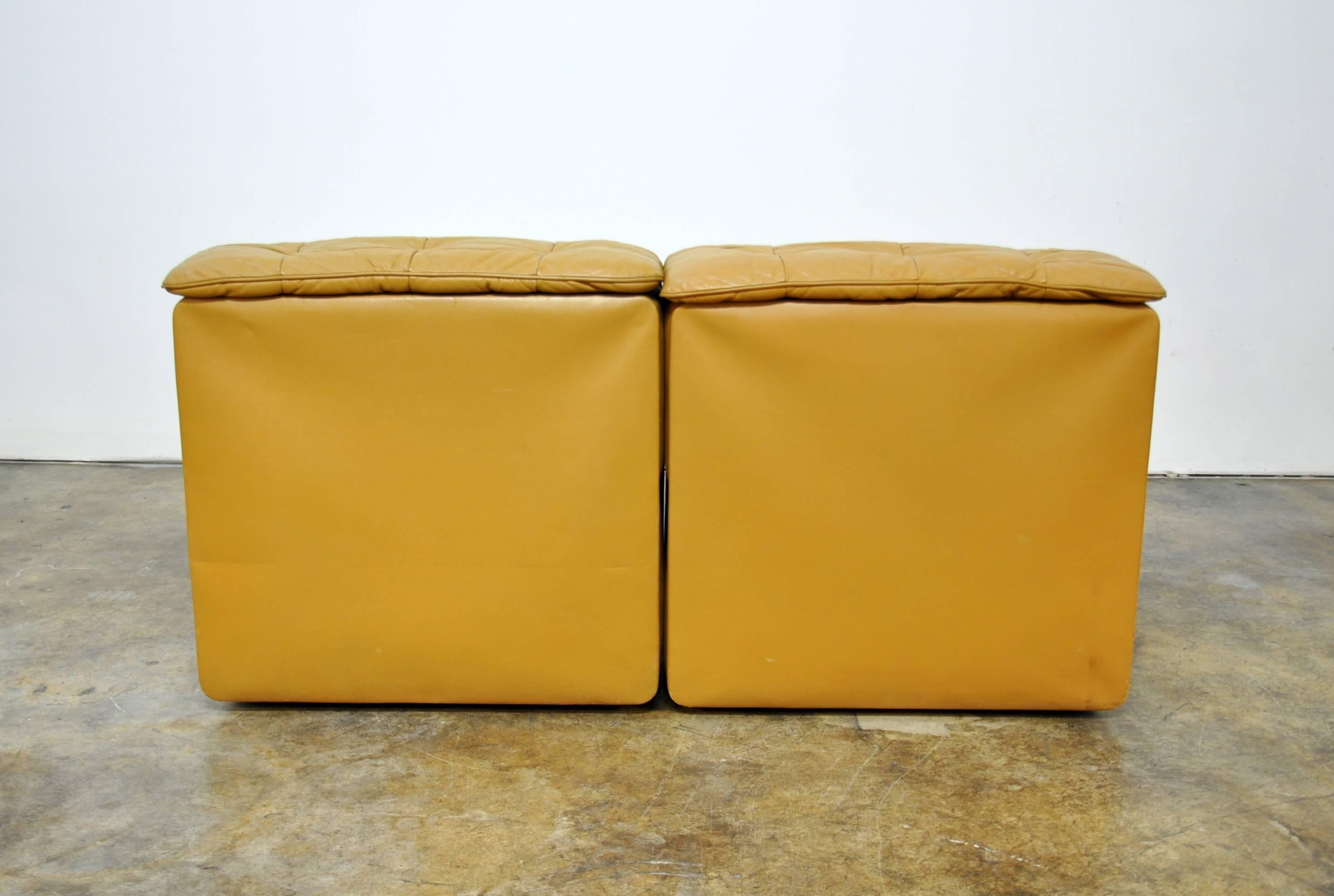 Pair of De Sede DS-11 Caramel Leather Lounge Chairs In Good Condition In Miami, FL