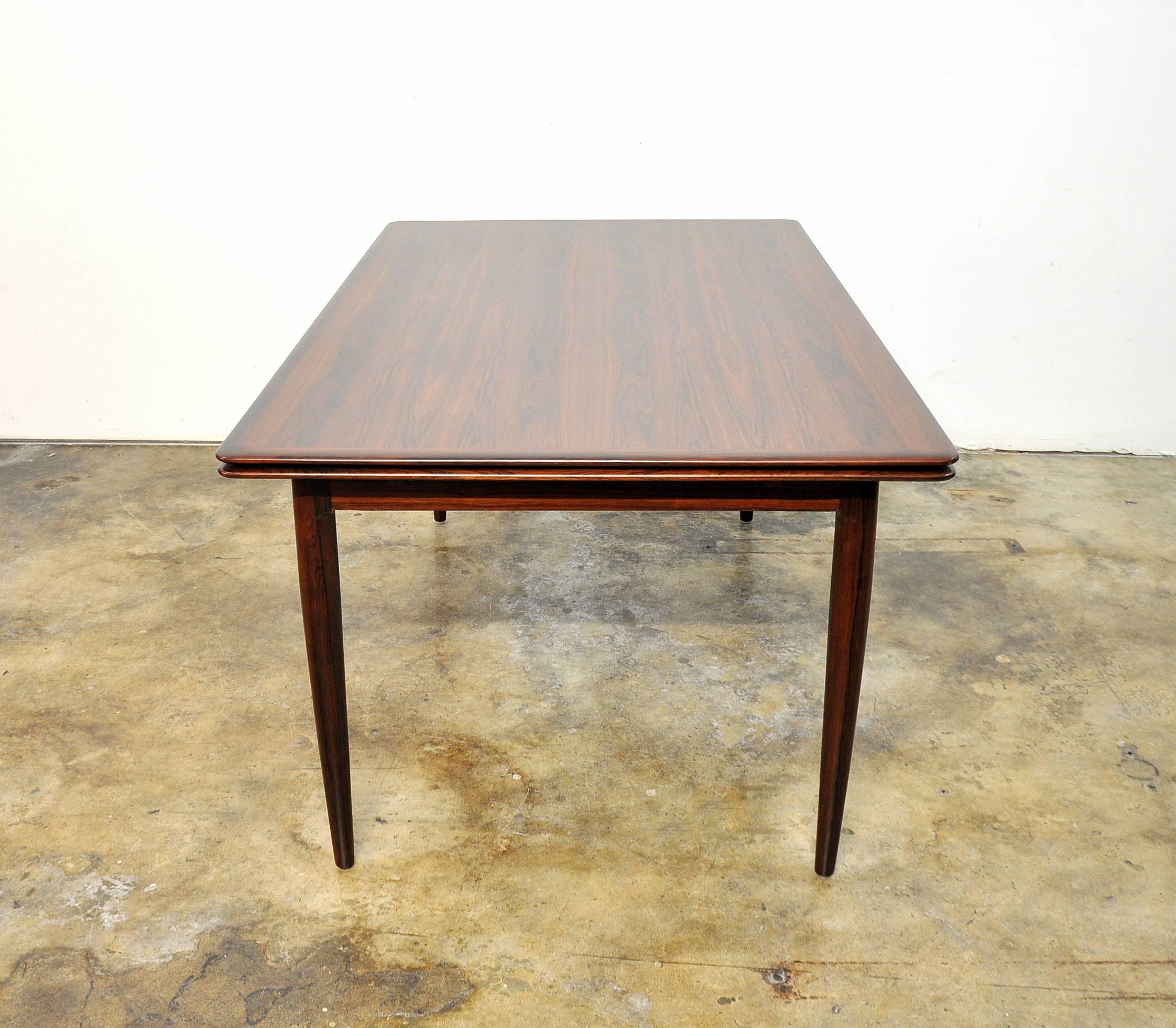 arne hovmand olsen dining table