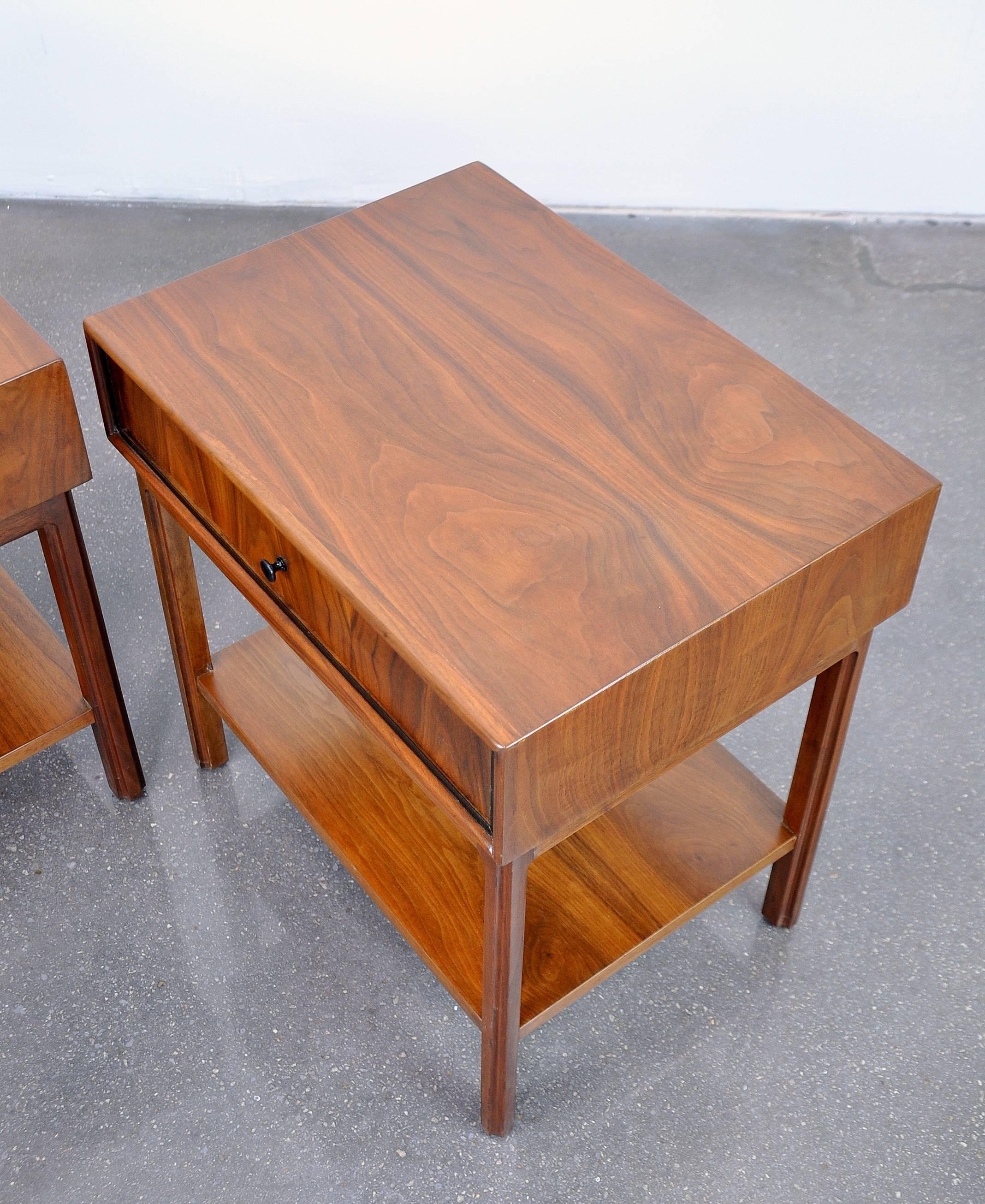 Mid-20th Century Pair of Milo Baughman for Arch Gordon Walnut Nightstands or Side Tables