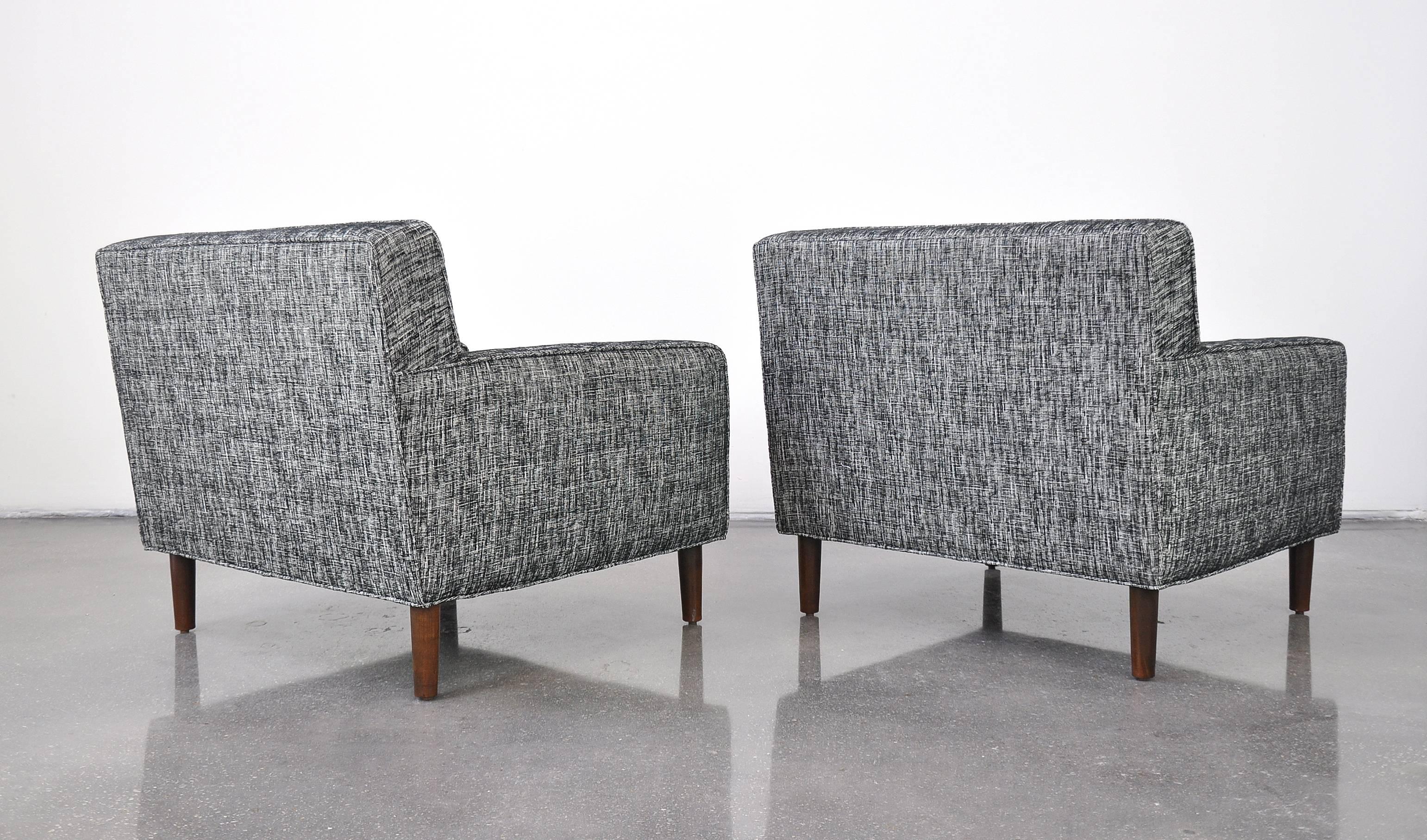 Mid-20th Century Pair of Edward Wormley for Dunbar Tufted Lounge Chairs