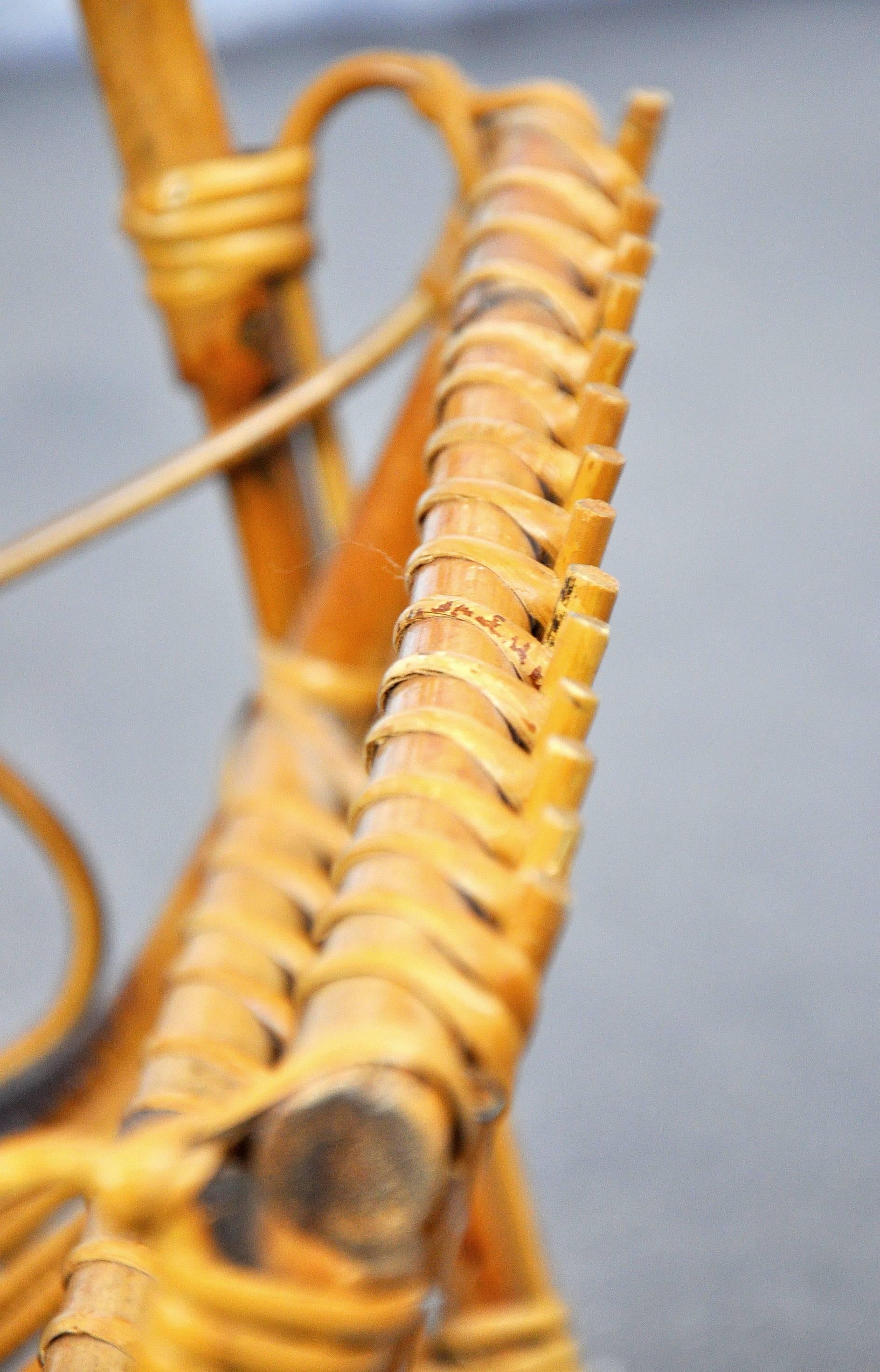 Franco Albini Style Rattan and Bamboo Magazine Stand In Good Condition In Miami, FL