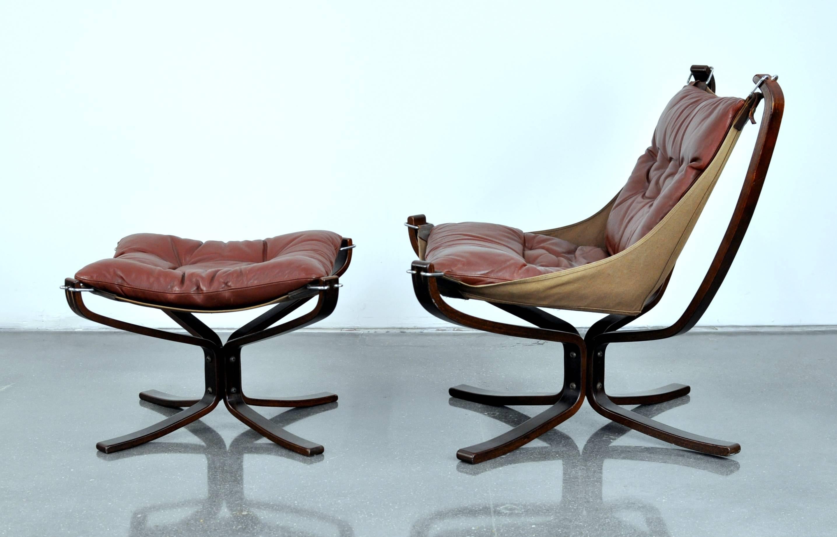 Sigurd Ressell for Vatne Mobler Falcon Chair and Ottoman In Good Condition In Miami, FL