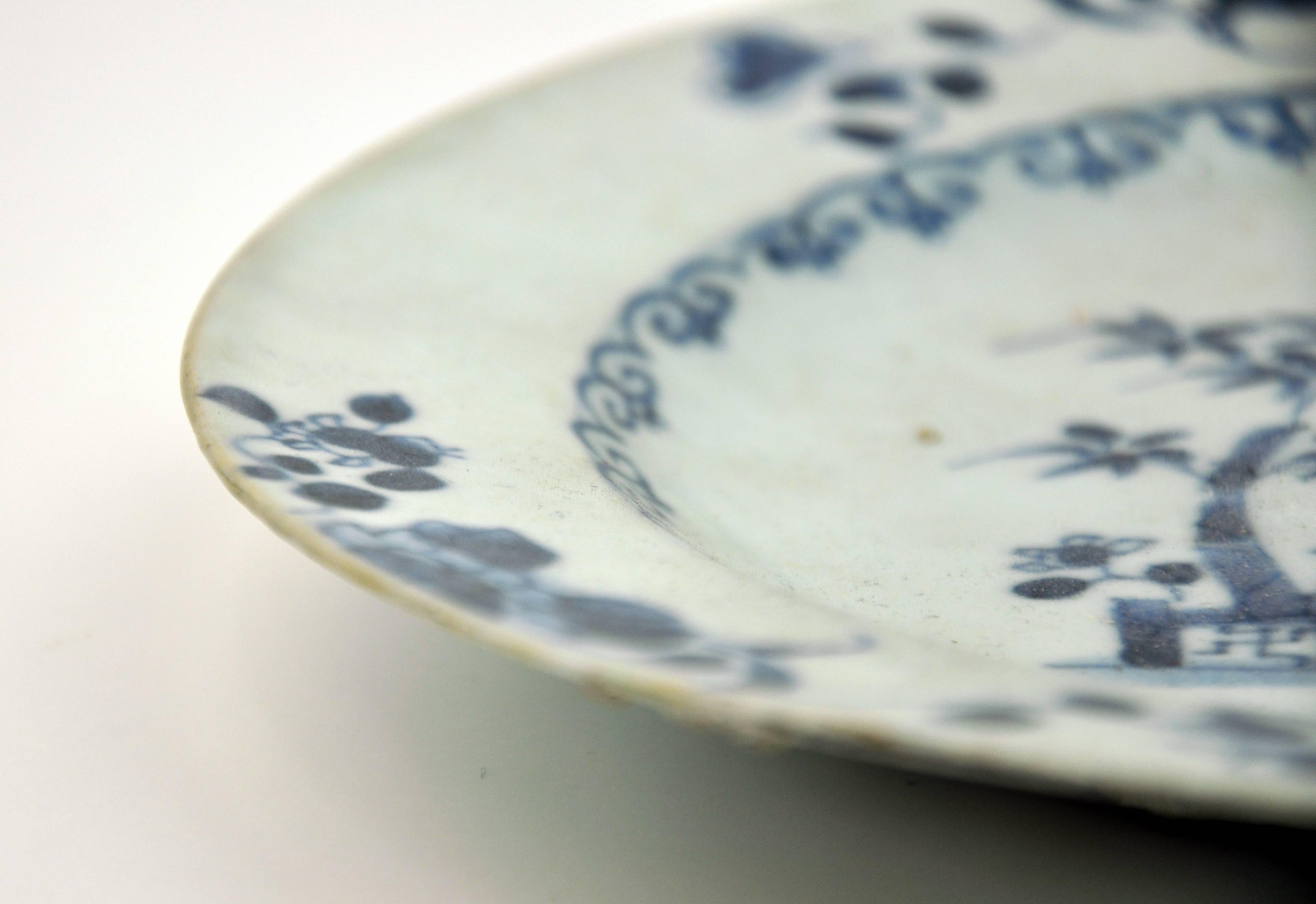 A mid-18th century Chinese Qing dynasty porcelain plate, recovered from the shipwreck of the Dutch East India Company ship 