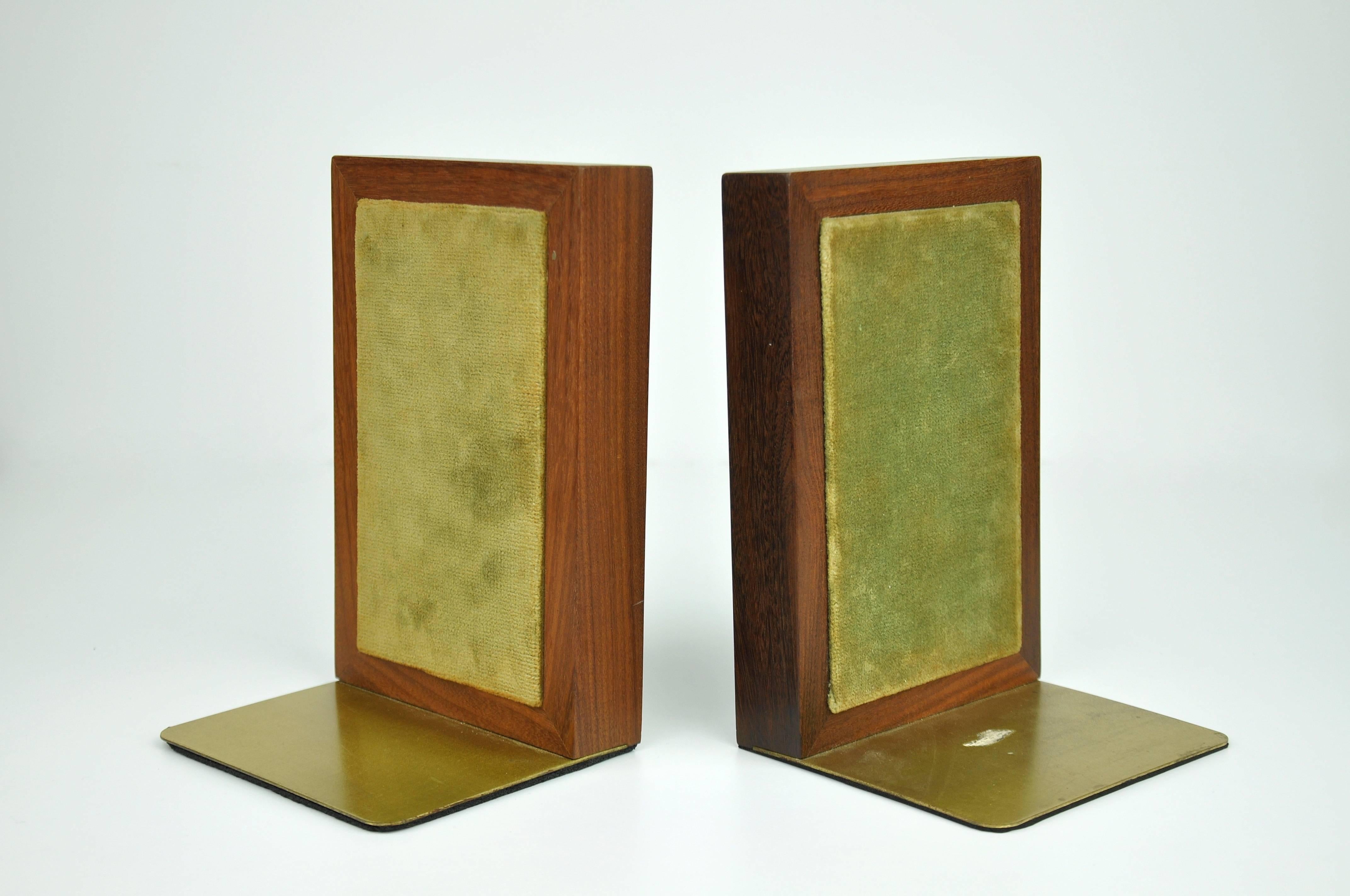 Mid-20th Century Pair of Jane & Gordon Martz for Marshall Studios Tiled Walnut and Brass Bookends