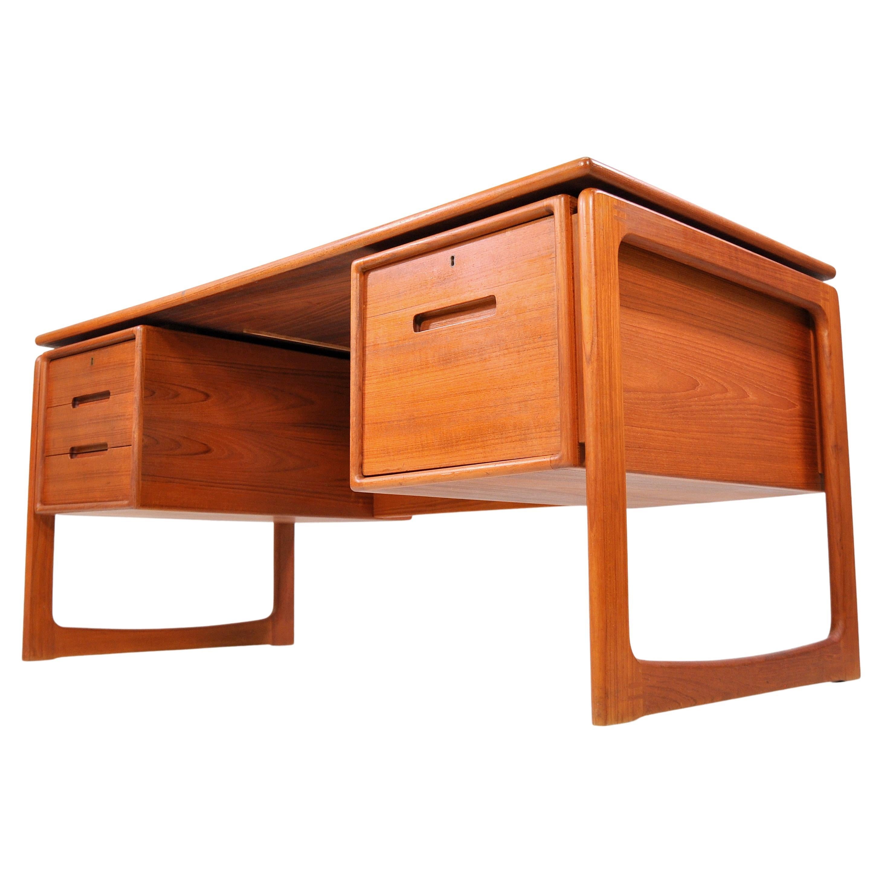Danish Modern Floating-Top Teak Desk with Bookcase by Dyrlund For Sale 9
