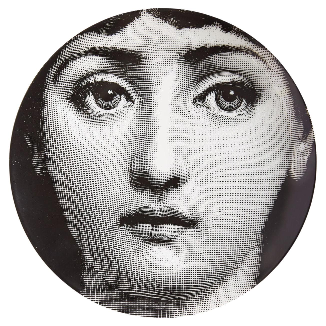Piero Fornasetti Plato de porcelana Tema e Variazioni nº 1