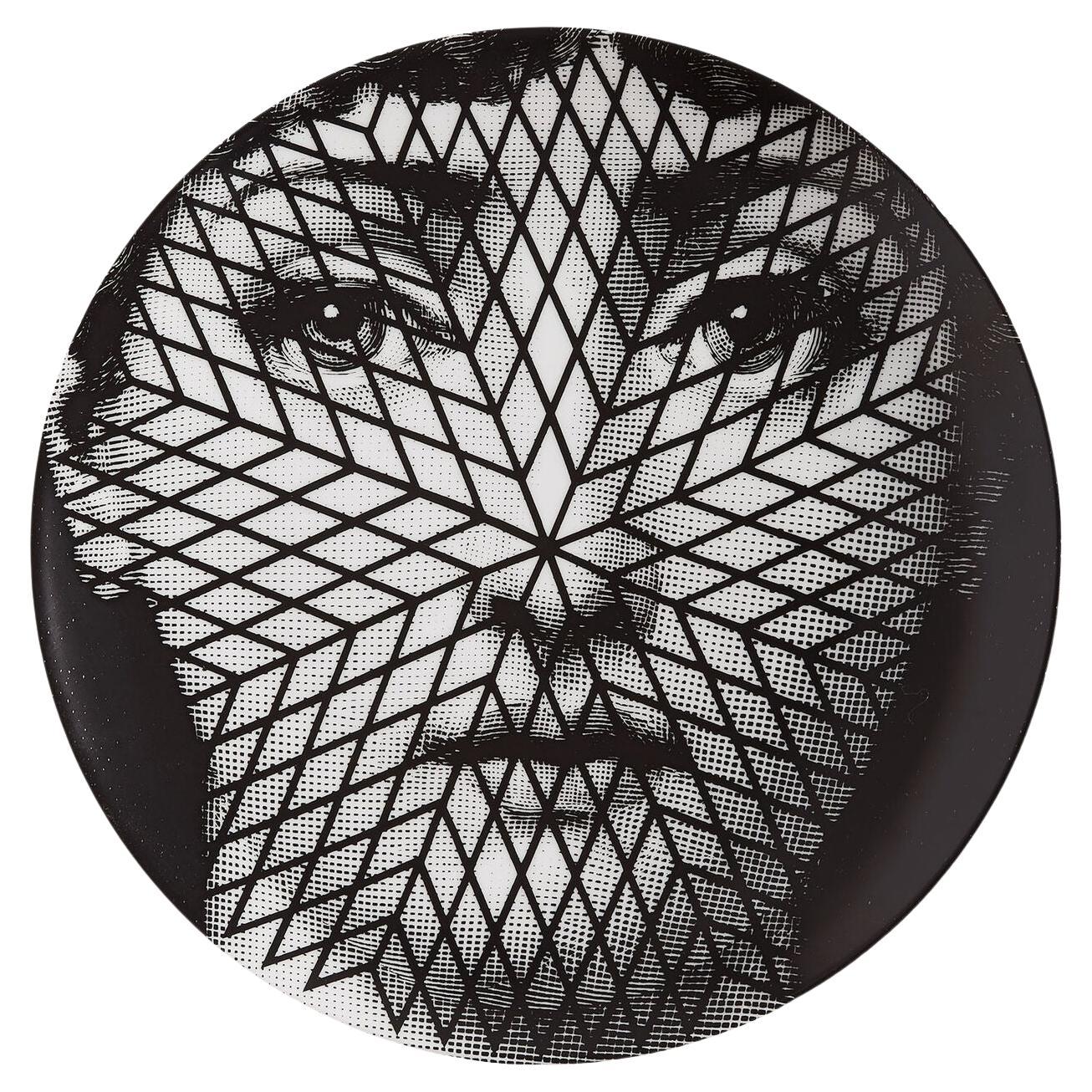 Piero Fornasetti Plato de porcelana Tema e Variazioni 294