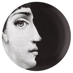 Piero Fornasetti Tema e Variazioni Plato de porcelana 114 Perfil Temas Variación