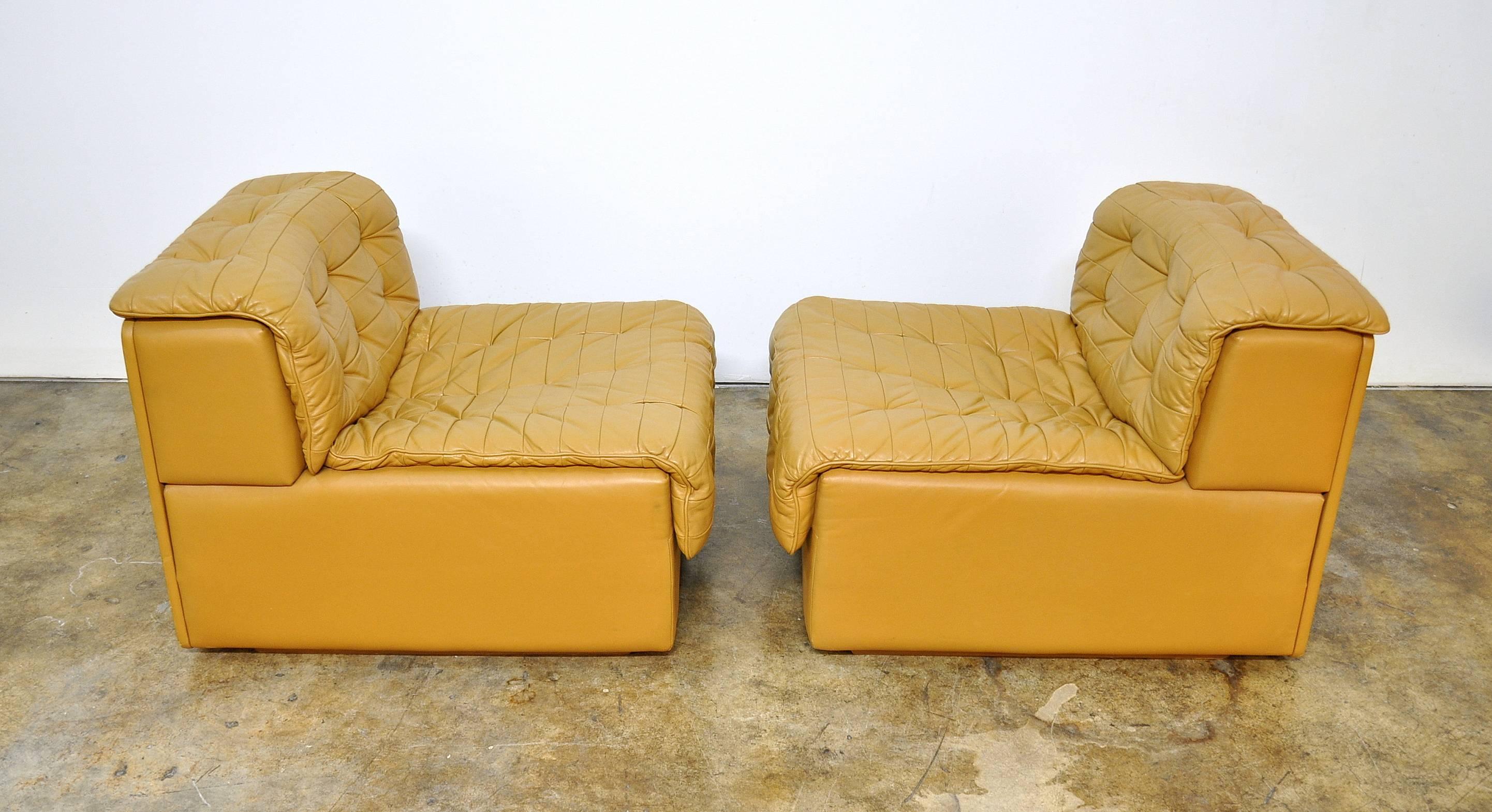 Mid-Century Modern Pair of De Sede DS-11 Caramel Leather Lounge Chairs