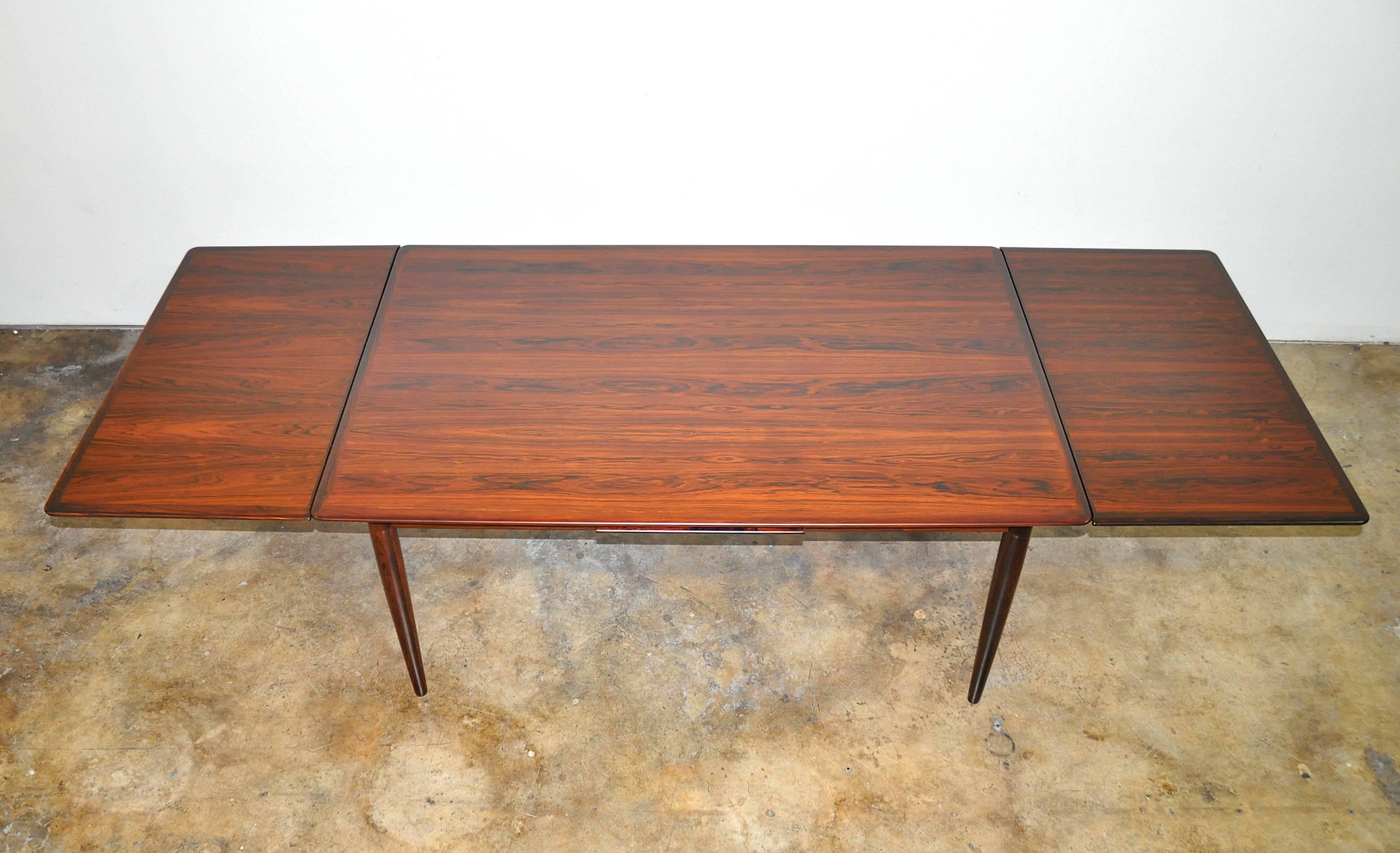 Rosewood Extension Dining Table by Arne Hovmand-Olsen for Skovmand and Andersen In Excellent Condition In Miami, FL