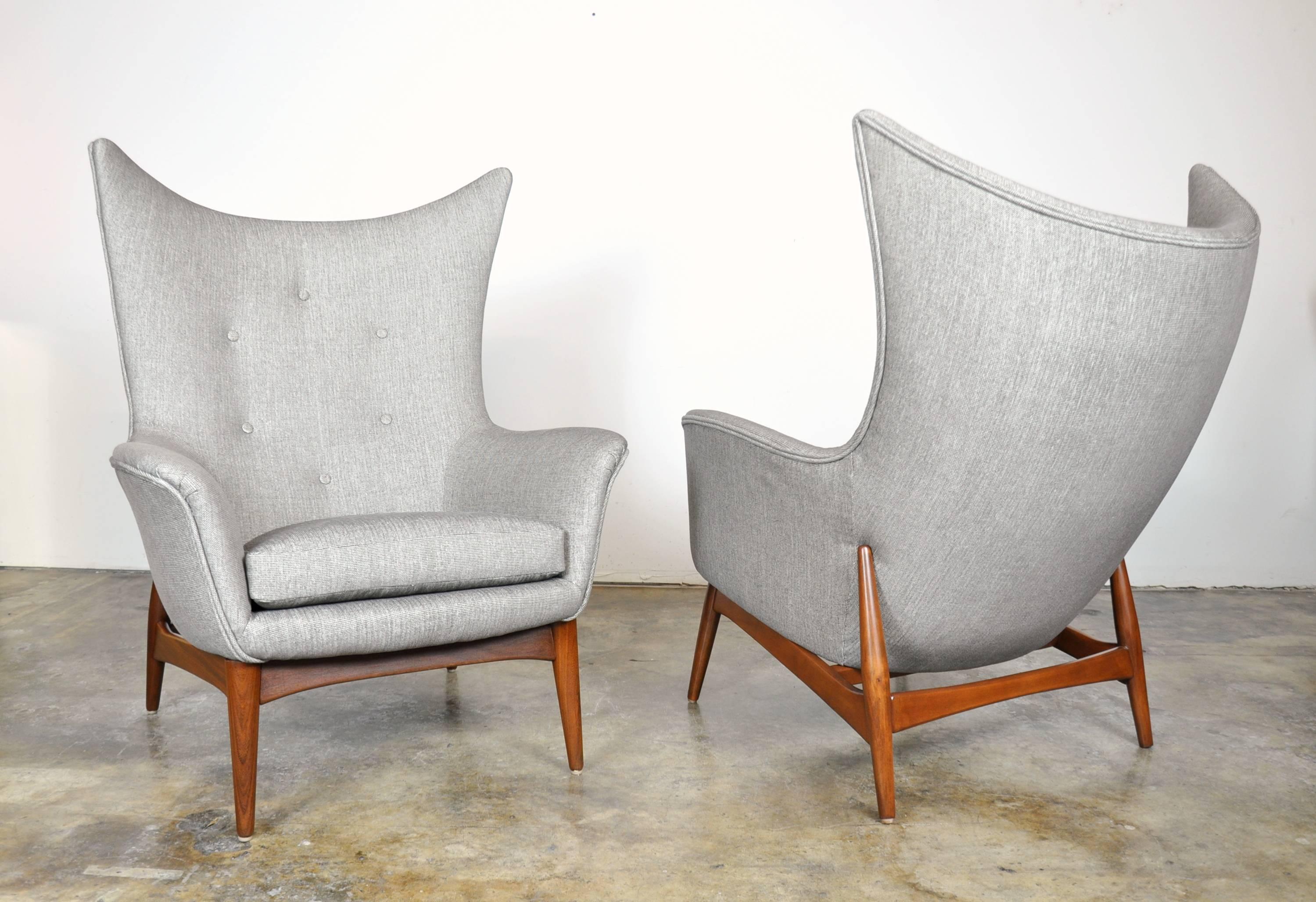 Rare pair of the amazing model 207/5 Mid-Century Danish Modern tufted lounge chairs designed by Henry Walter Klein for NA Jorgensens Mobelfabrik aka Bramin Mobler in the early 1960s. Professionally refinished and reupholstered, each chair offers an