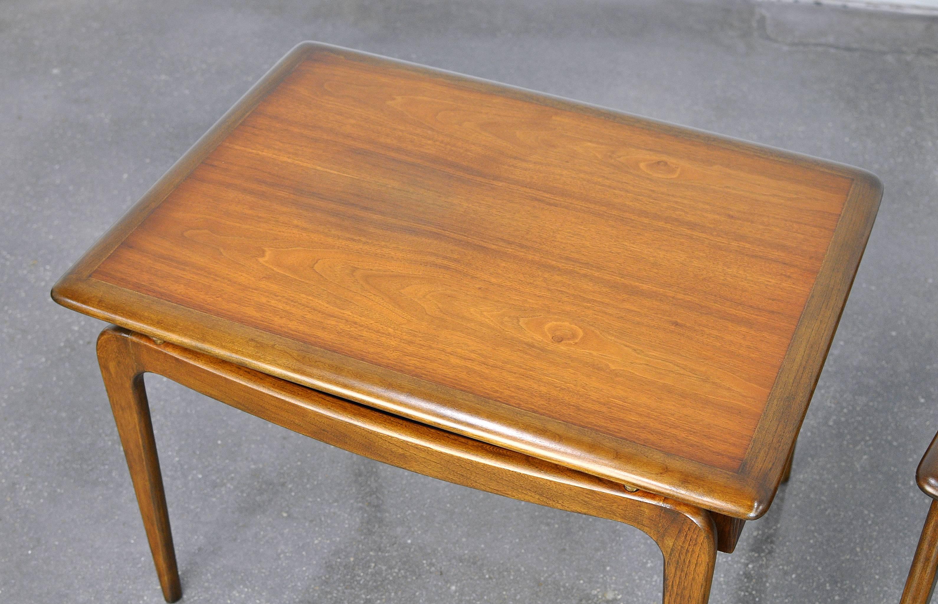 Pair of Warren Church for Lane Perception Walnut and Brass End Tables In Excellent Condition In Miami, FL