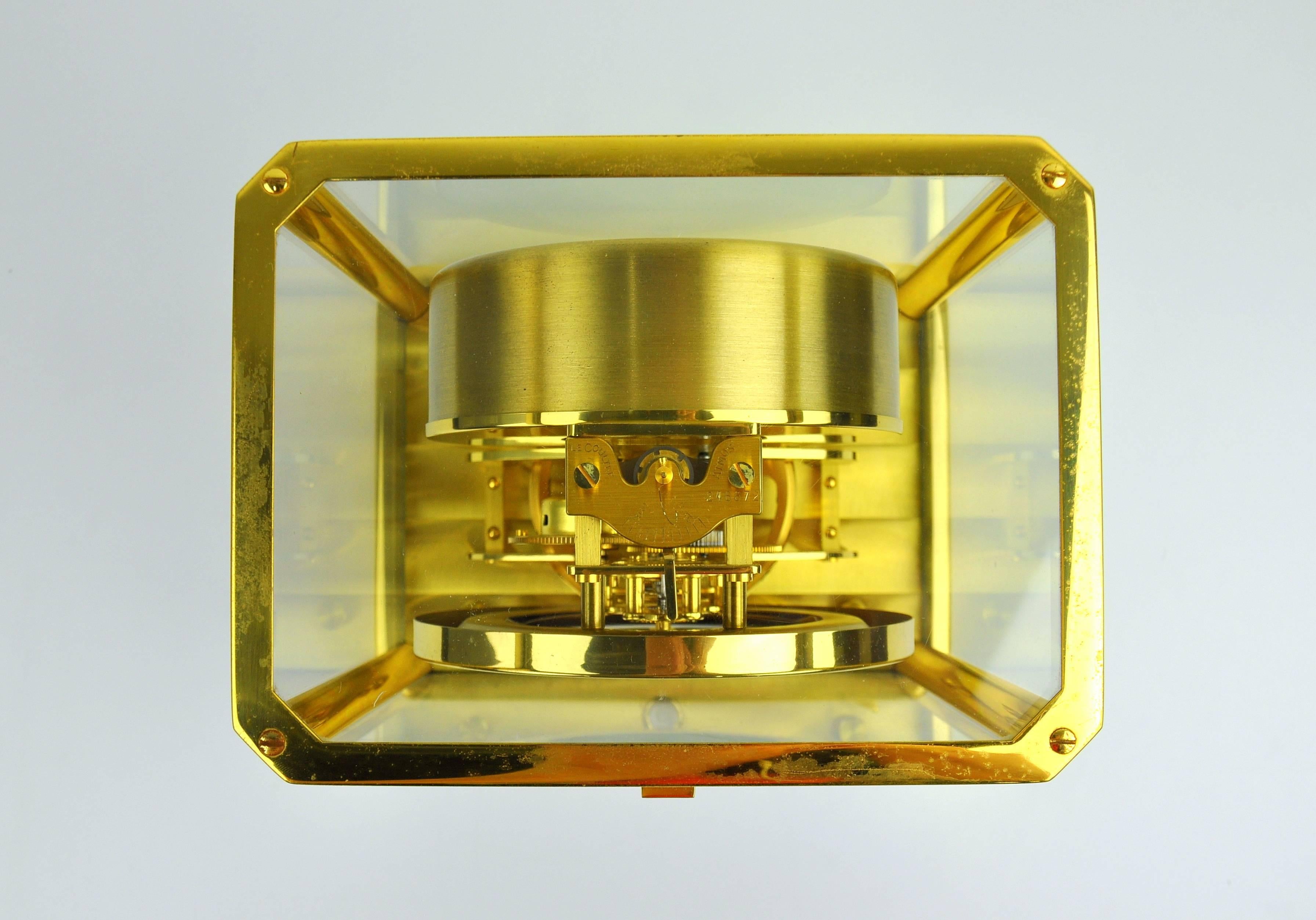 LeCoultre Perpetual Motion 528-8 Atmos Clock In Good Condition In Miami, FL