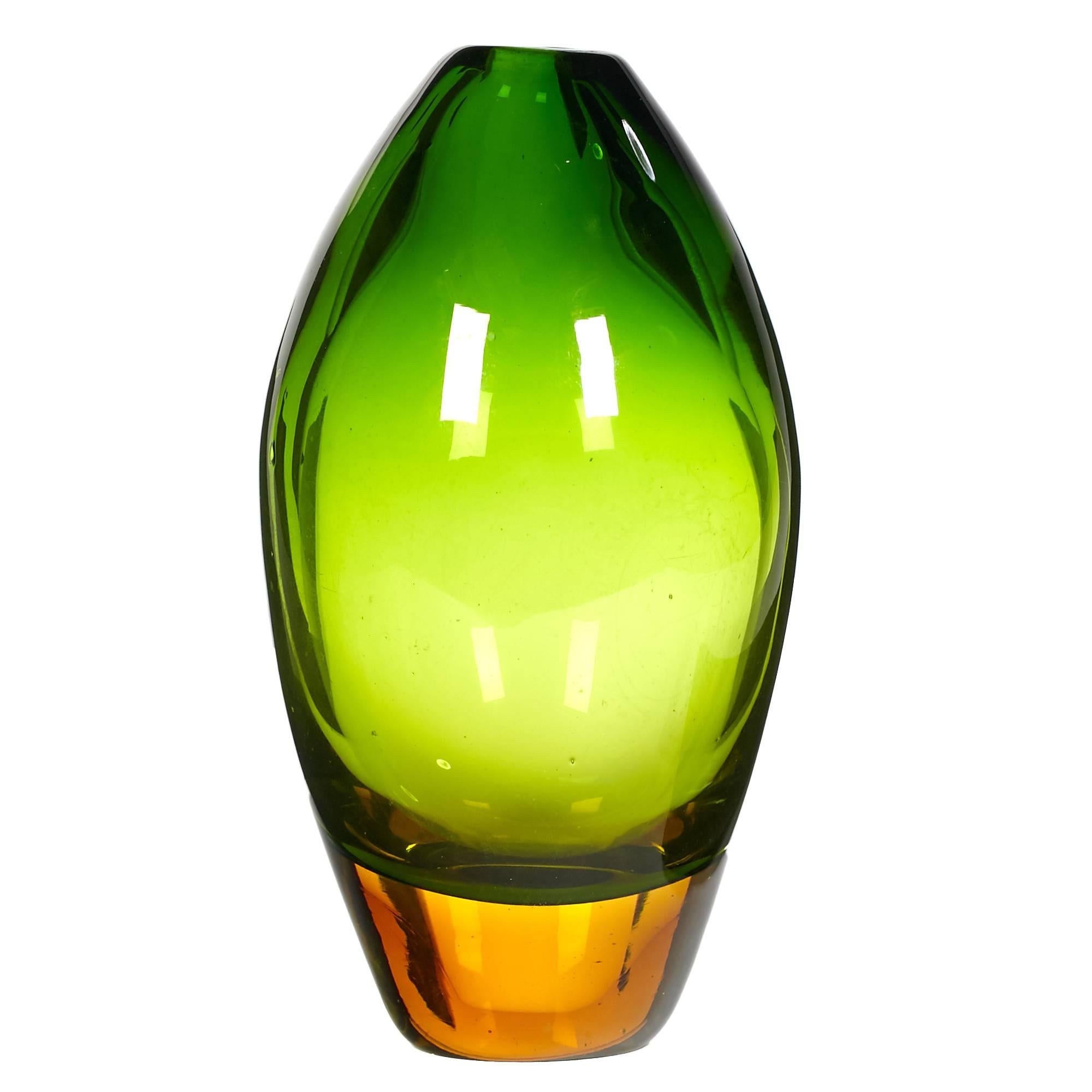Mid-Century Modern Murano Sommerso Green and Amber Glass Vase