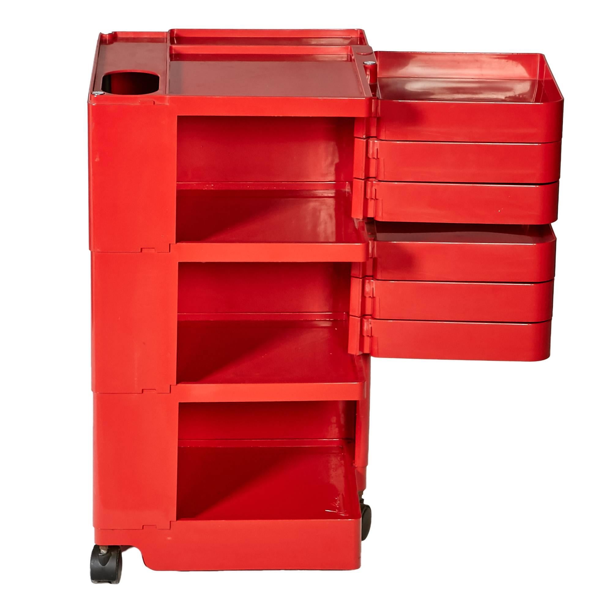 Joe Columbo red plastic Boby storage or artist rolling organizer with three sections with five swing-out trays. Designed by Joe Colombo in 1968 by B-Line, Italy.